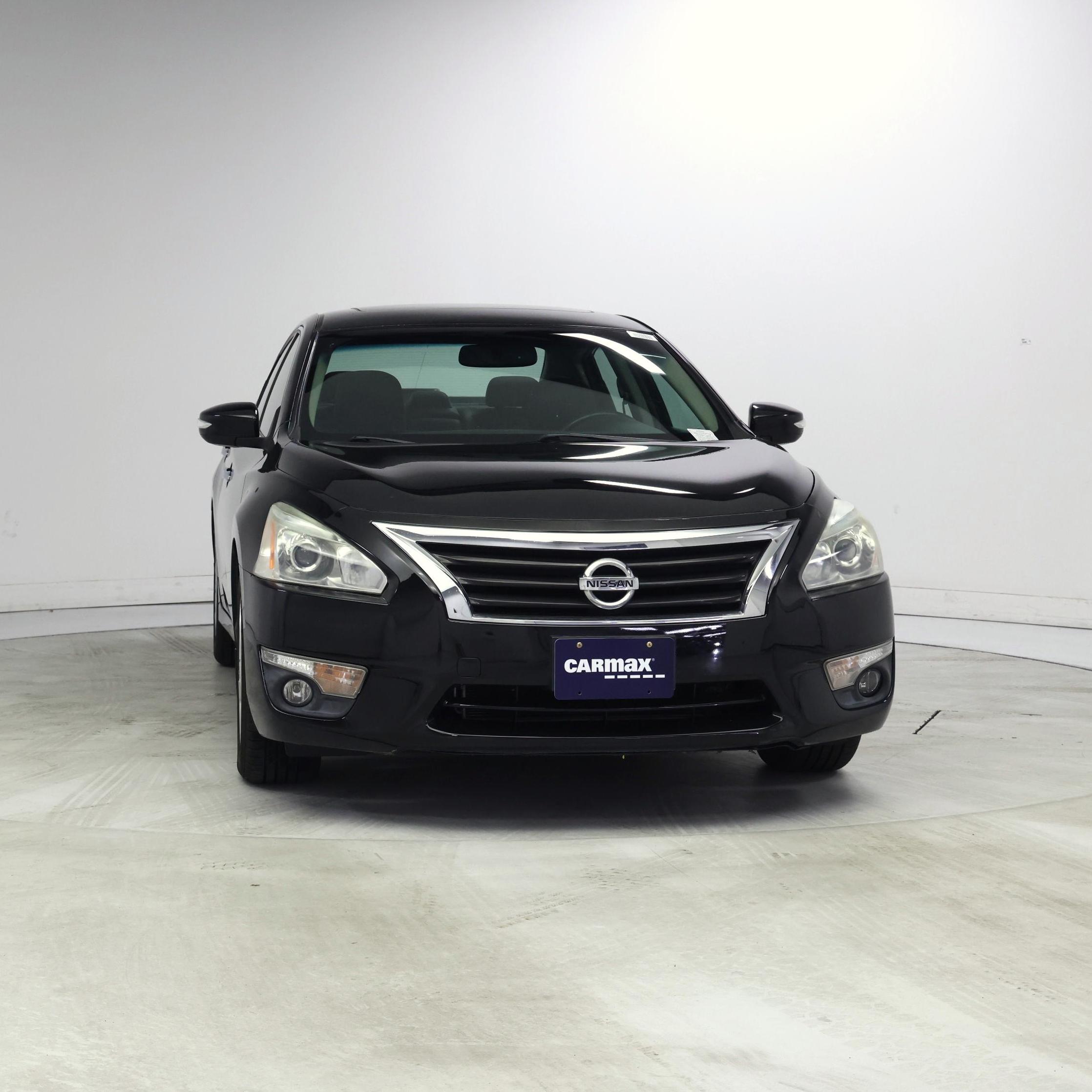 Thumbnail: 2015 Nissan Altima - 5