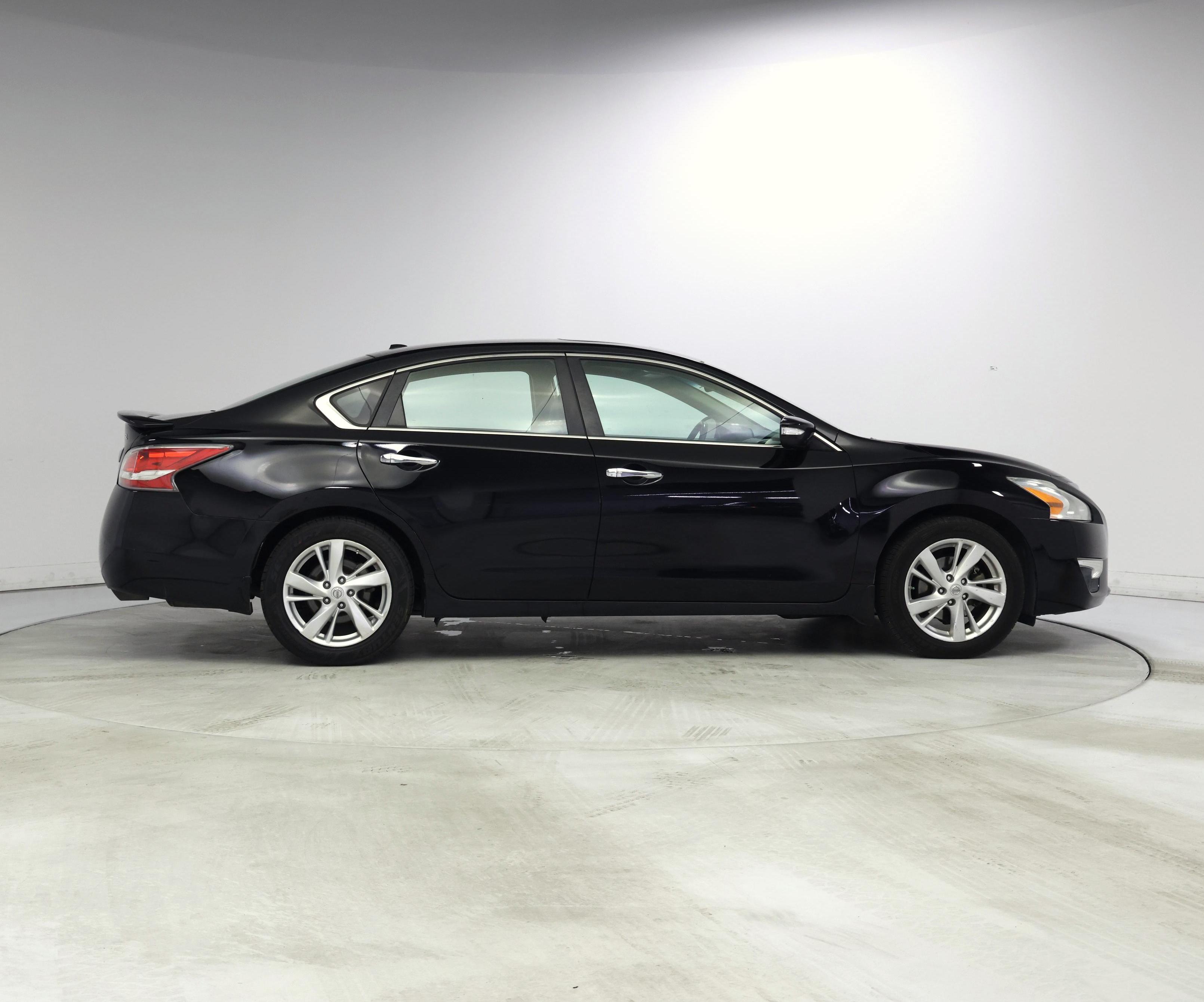Thumbnail: 2015 Nissan Altima - 7