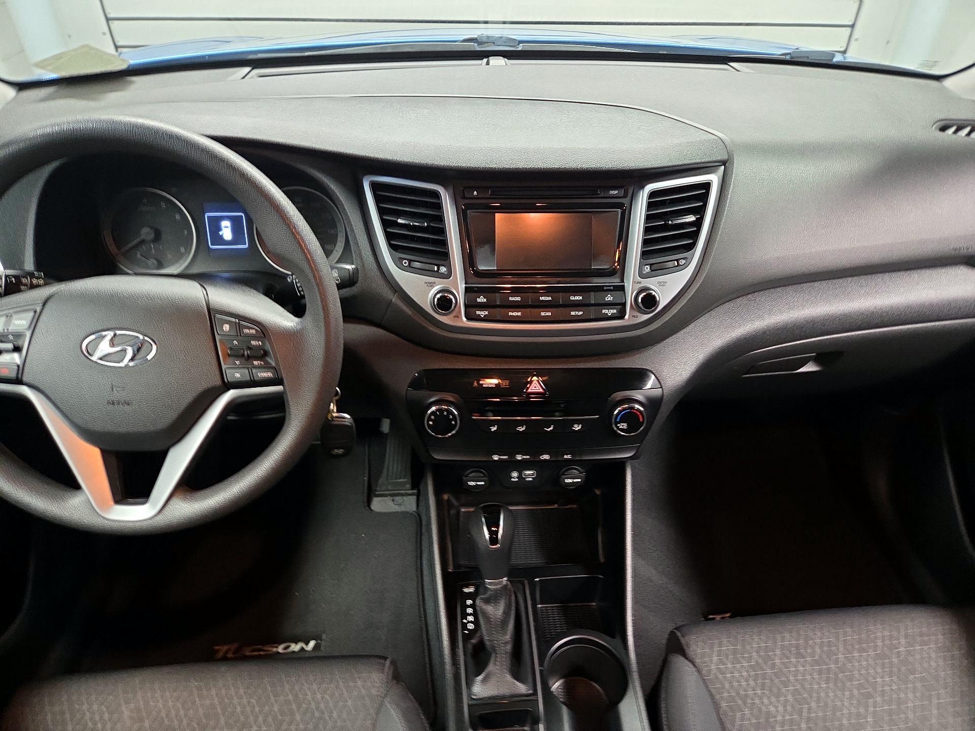 Thumbnail: 2017 Hyundai Tucson - 9