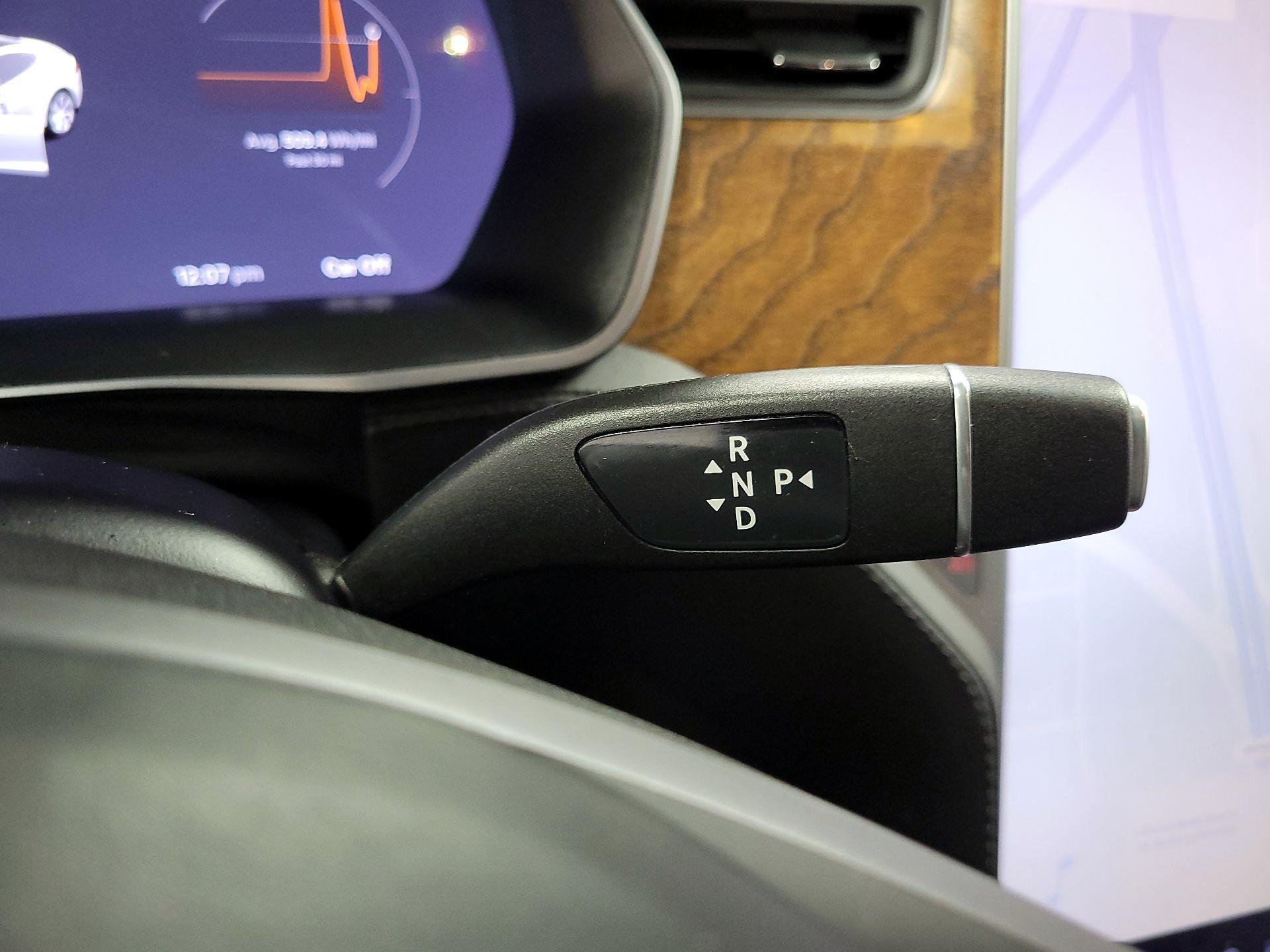 Thumbnail: 2020 Tesla Model S - 15