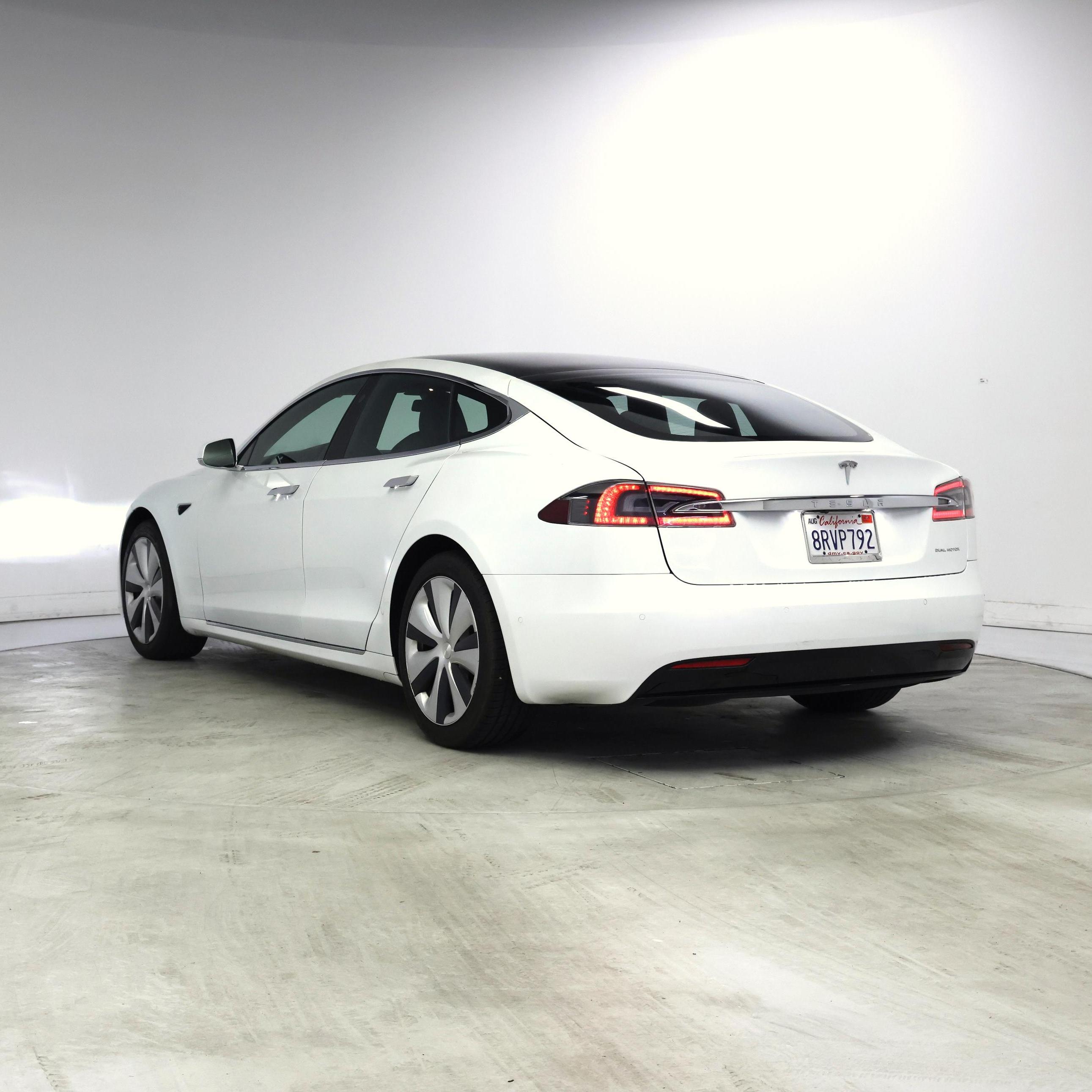 Thumbnail: 2020 Tesla Model S - 2