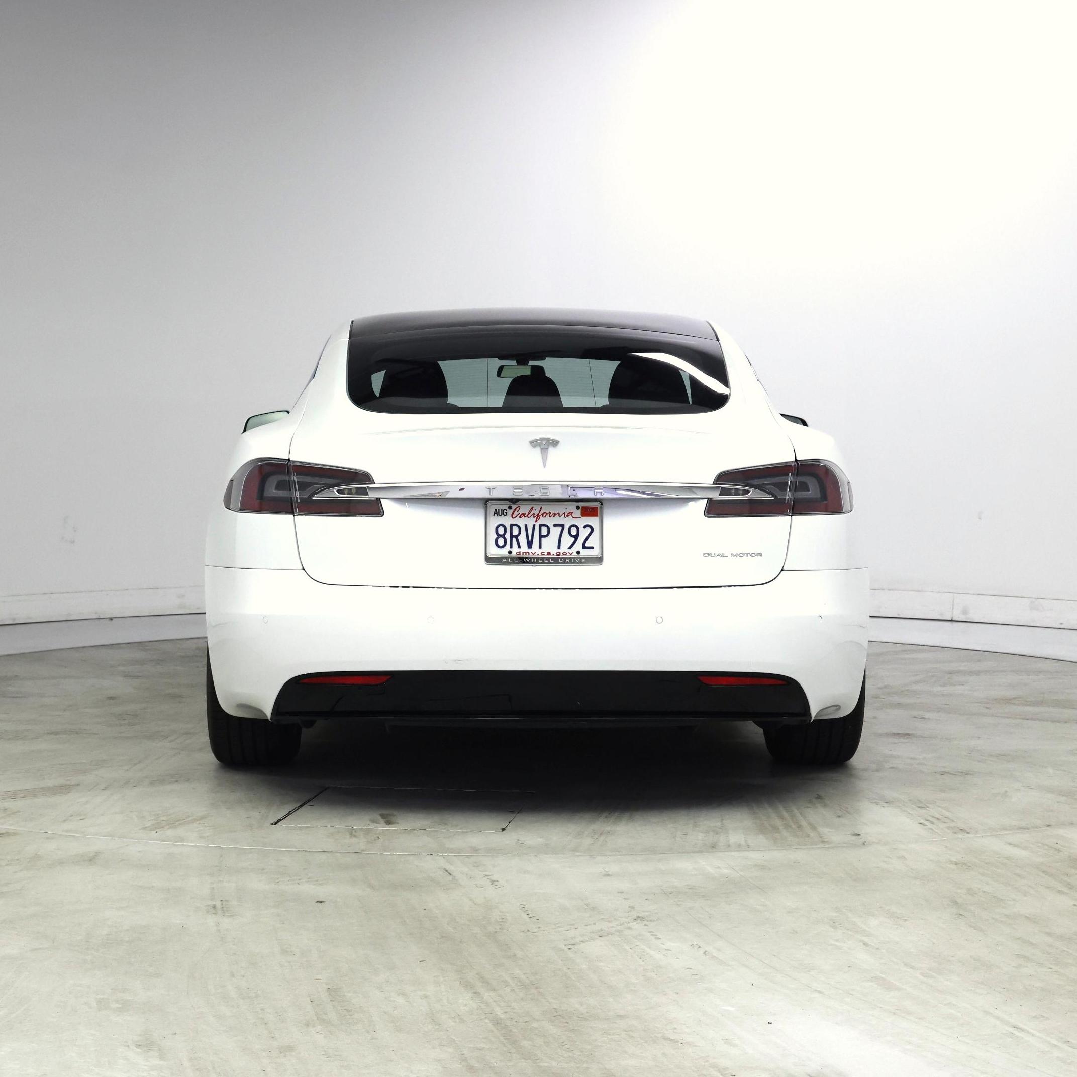 Thumbnail: 2020 Tesla Model S - 6