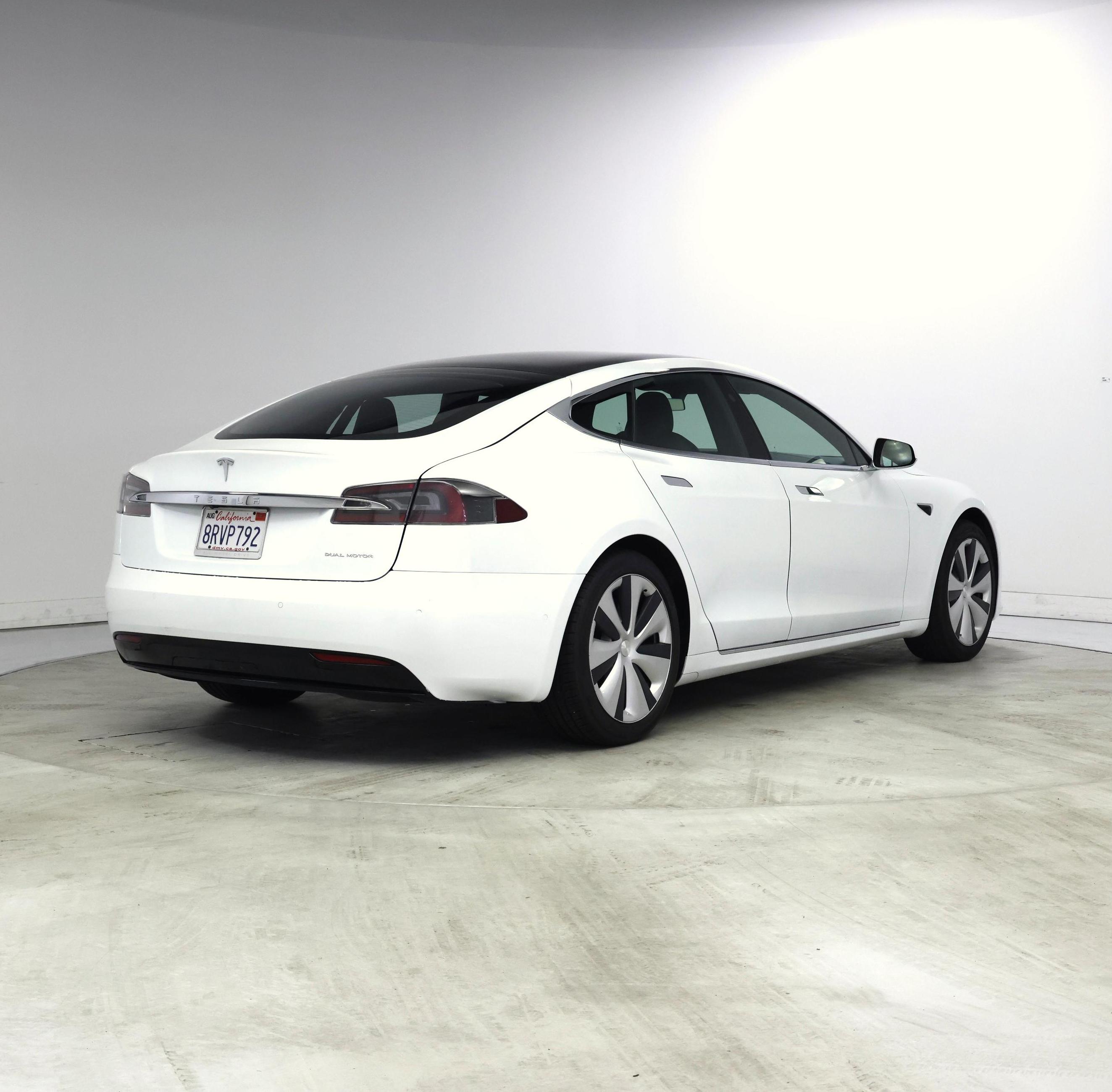 Thumbnail: 2020 Tesla Model S - 8