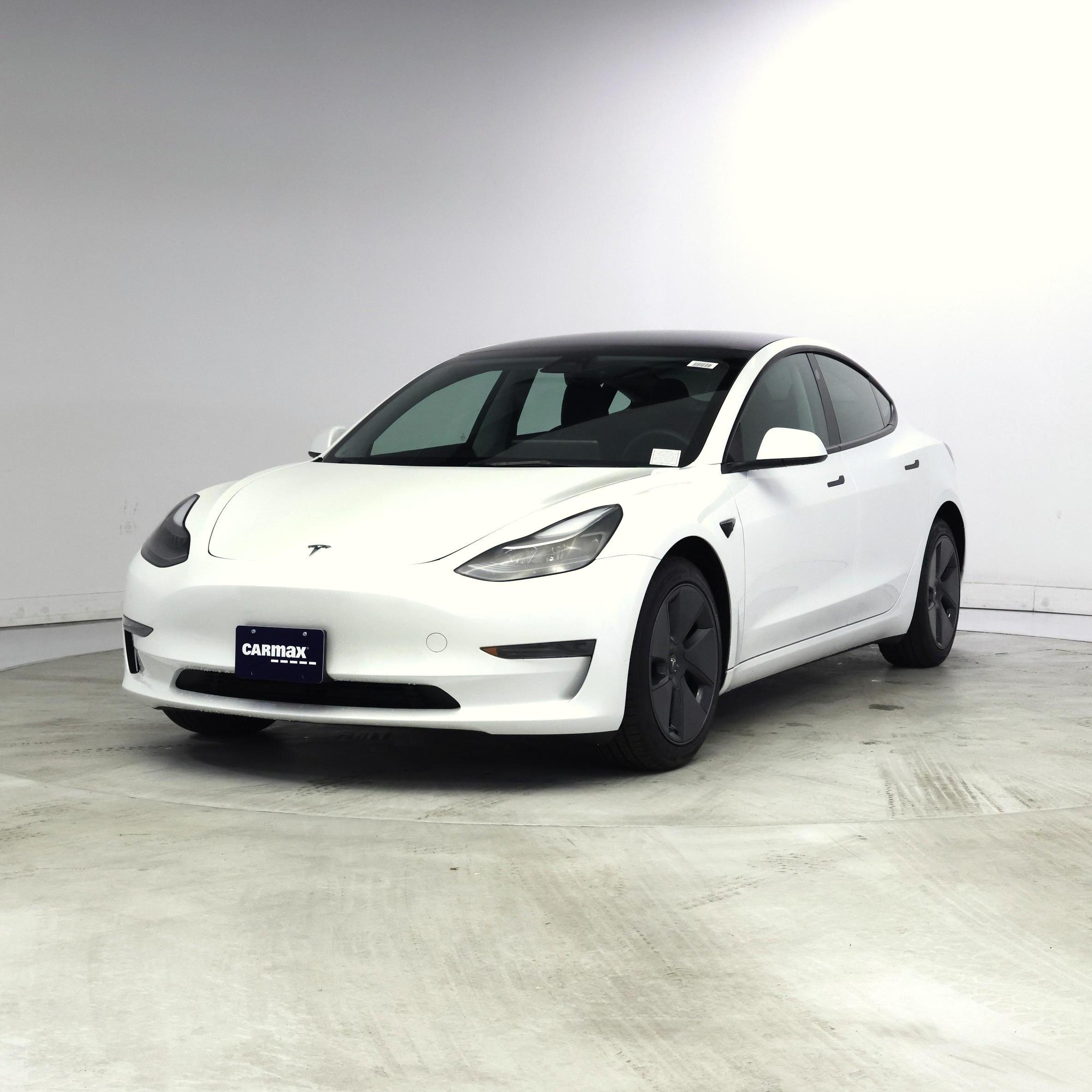 Thumbnail: 2023 Tesla Model 3 - 4