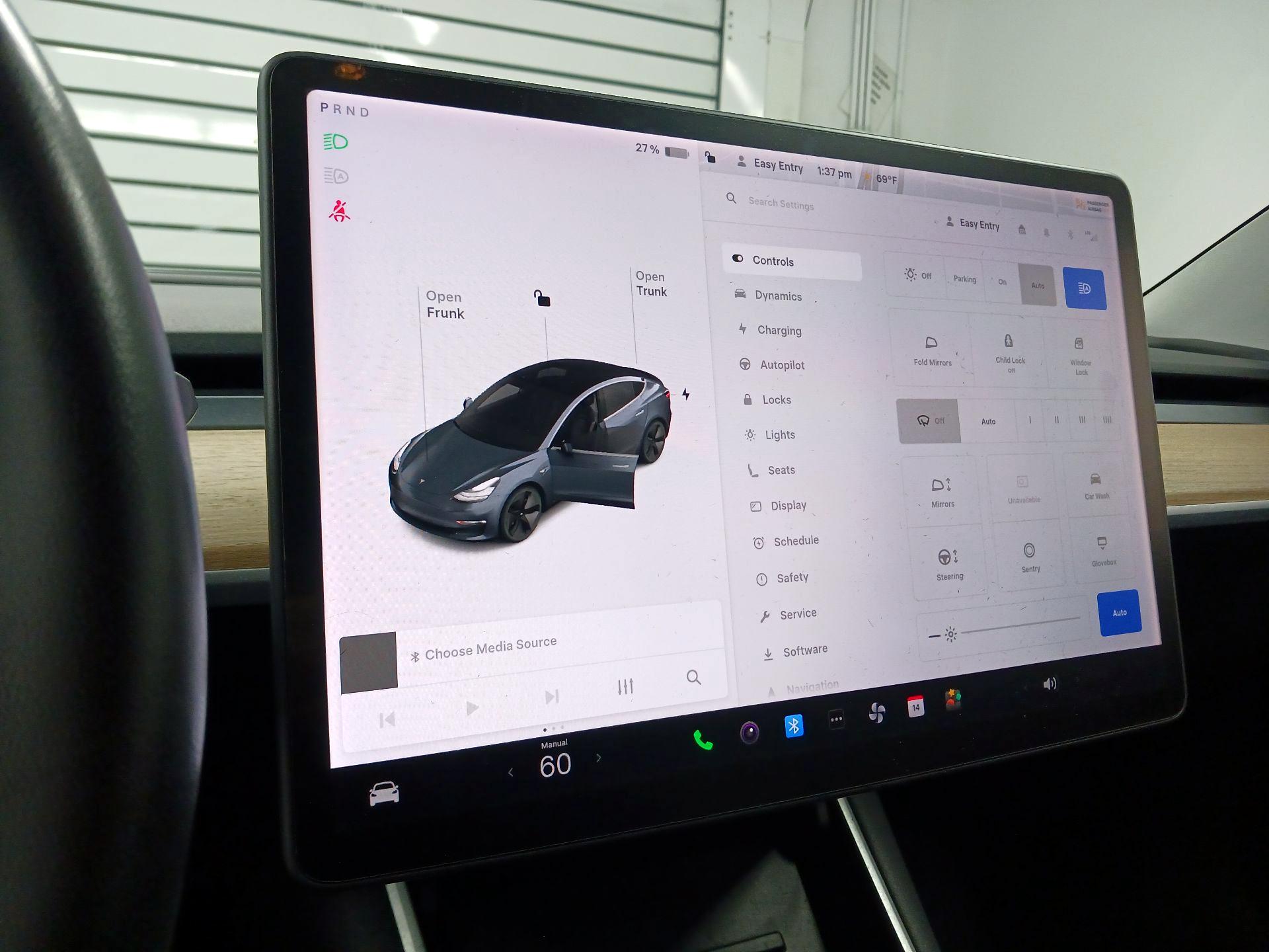 Thumbnail: 2020 Tesla Model 3 - 14