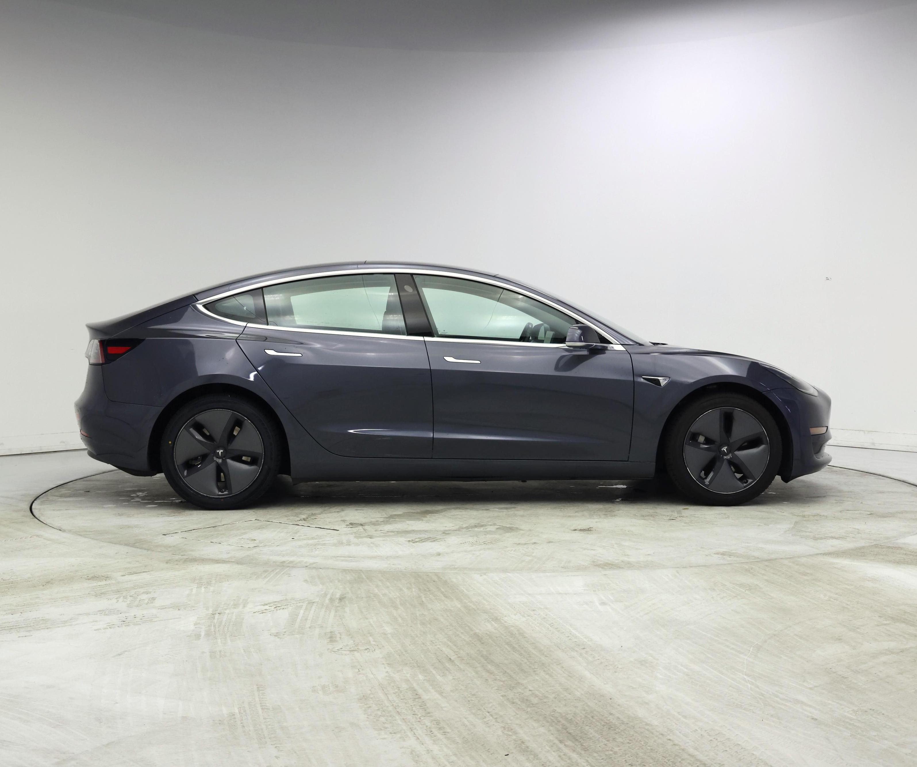 Thumbnail: 2020 Tesla Model 3 - 7