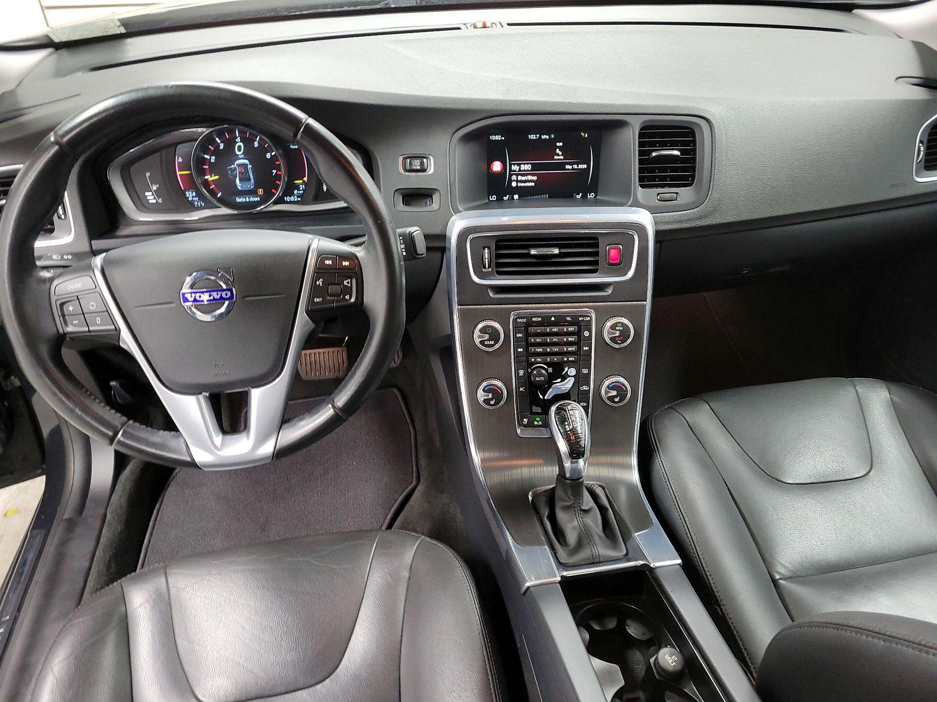 Thumbnail: 2015 Volvo S60 - 9