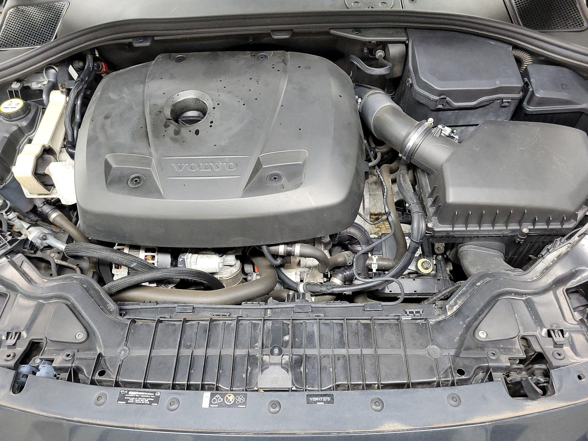 Thumbnail: 2015 Volvo S60 - 18