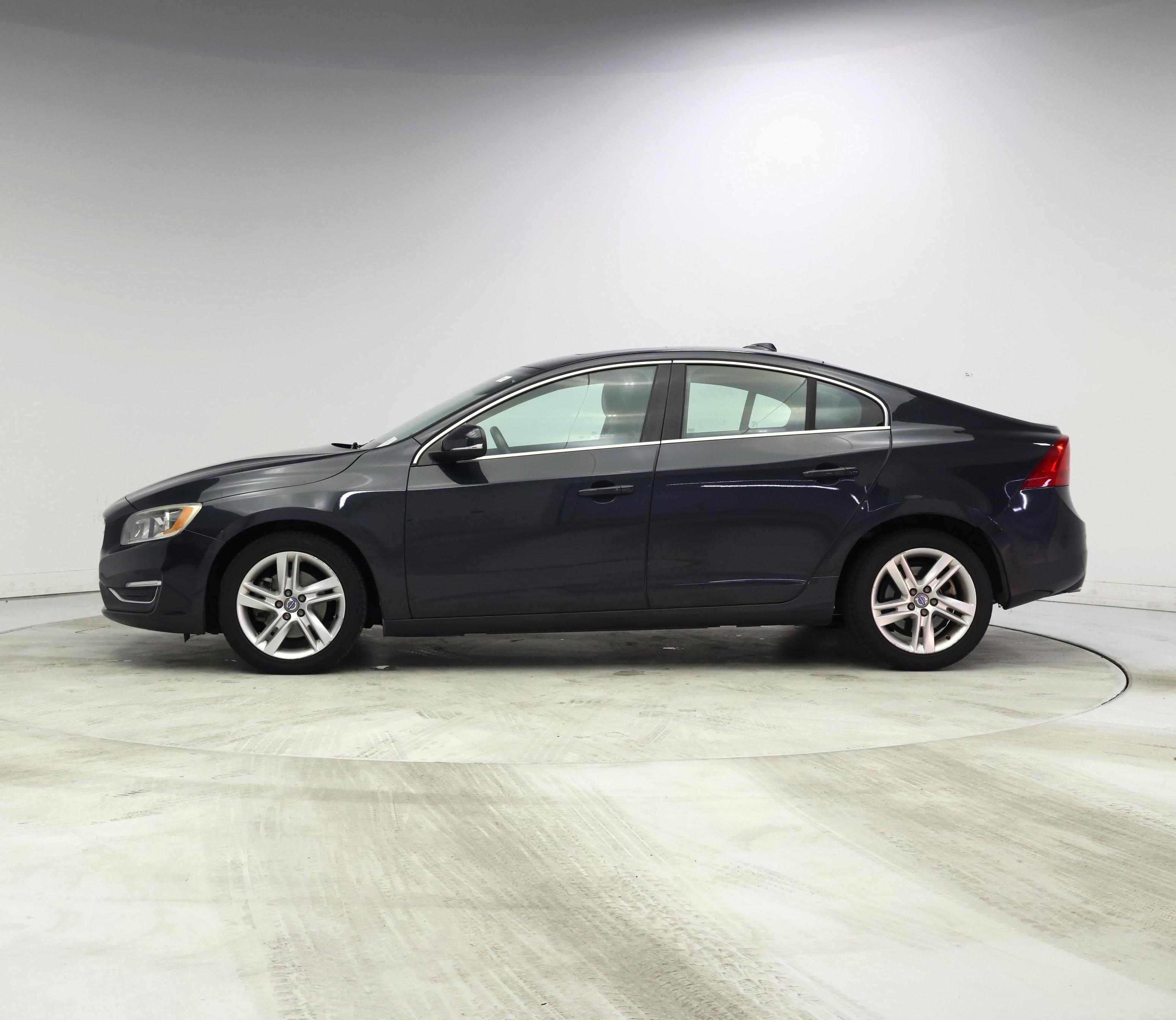 Thumbnail: 2015 Volvo S60 - 3