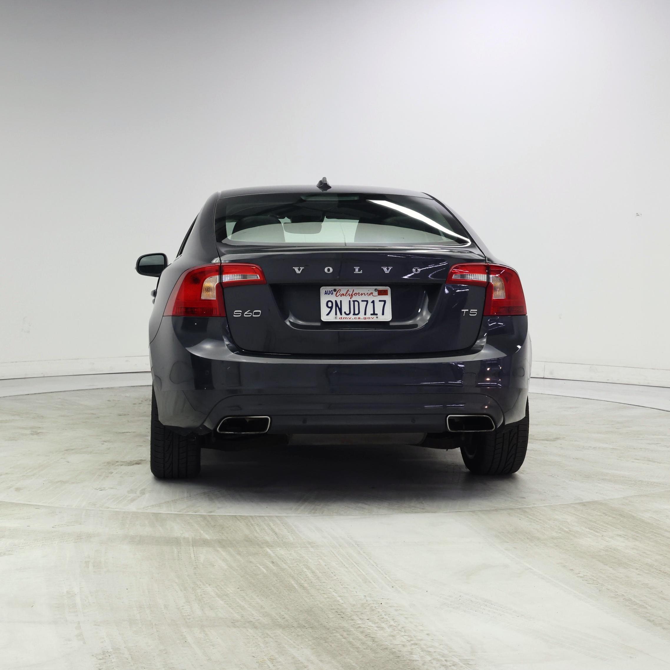 Thumbnail: 2015 Volvo S60 - 6
