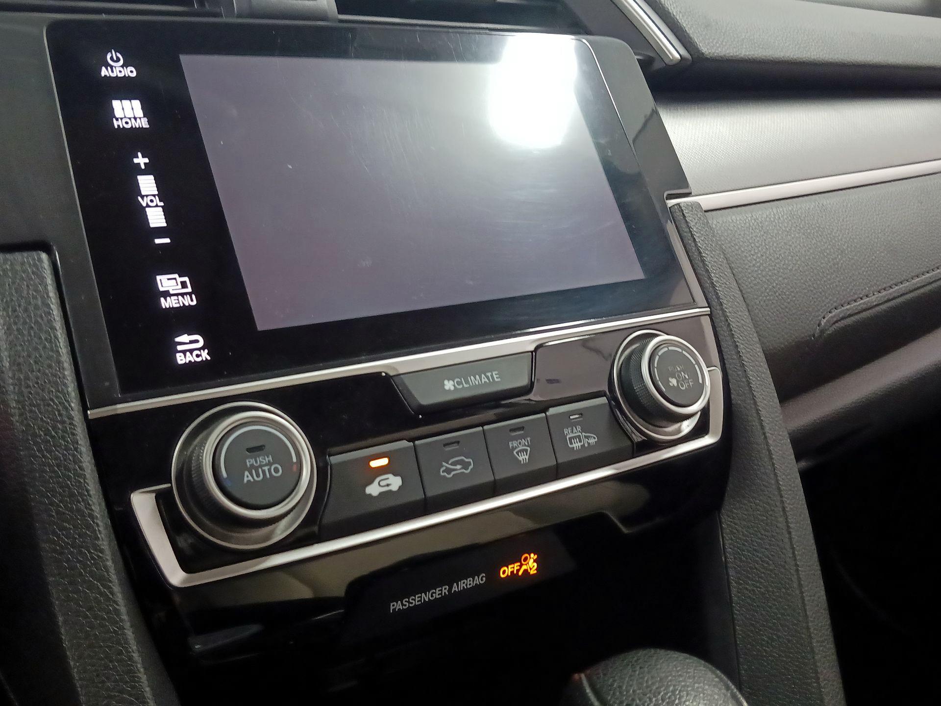Thumbnail: 2016 Honda Civic - 16