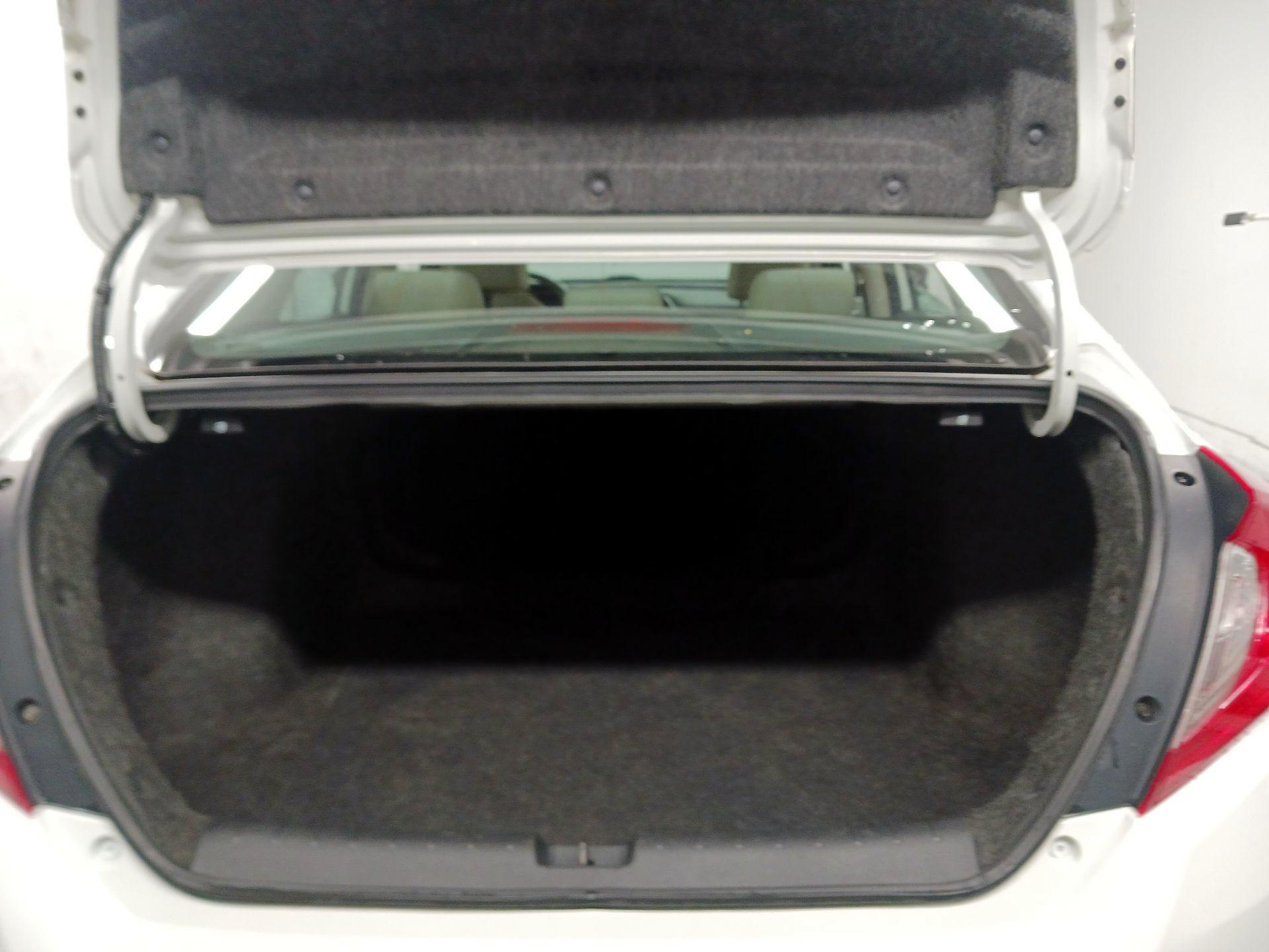 Thumbnail: 2016 Honda Civic - 20