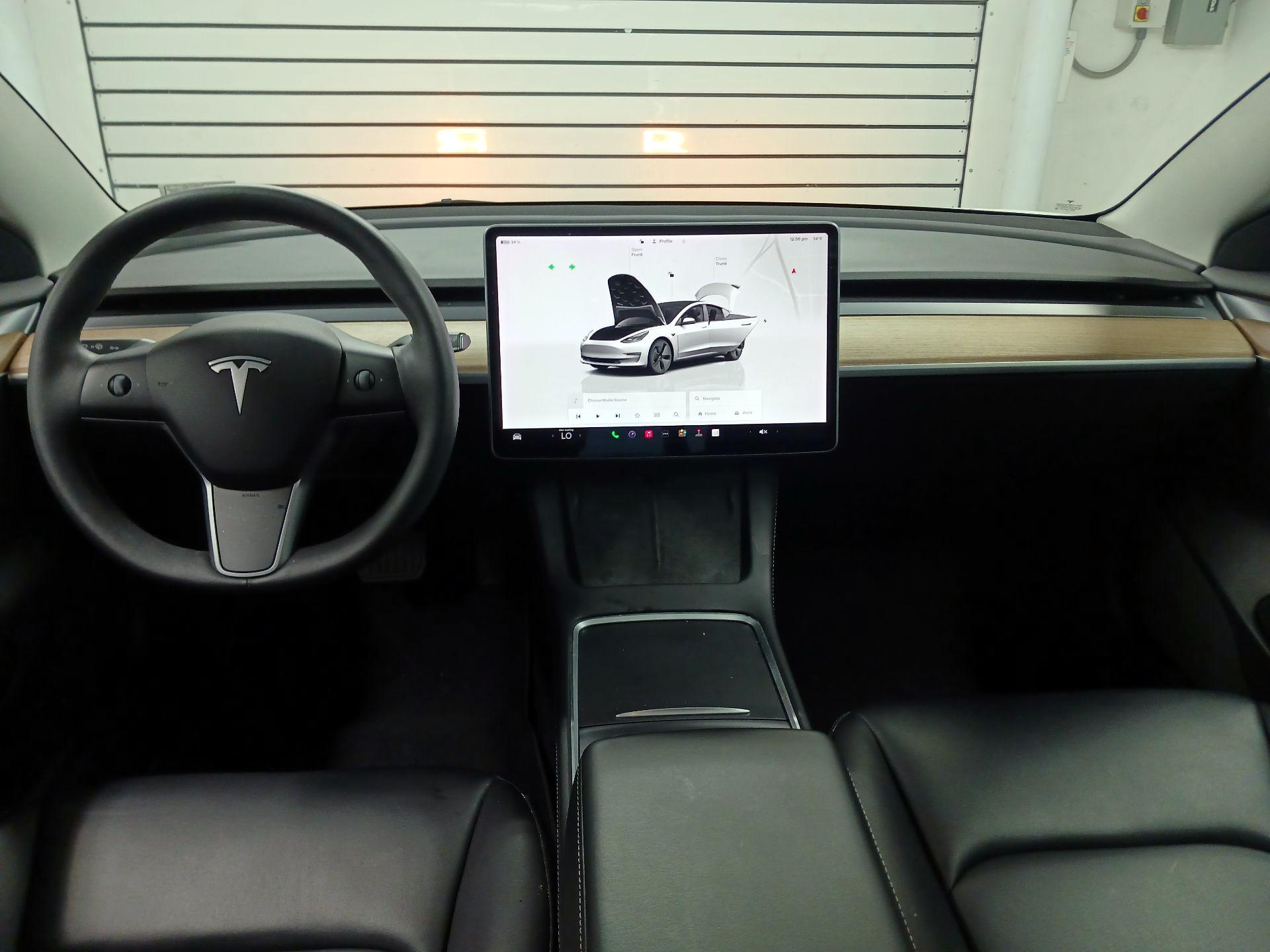 Thumbnail: 2022 Tesla Model 3 - 9