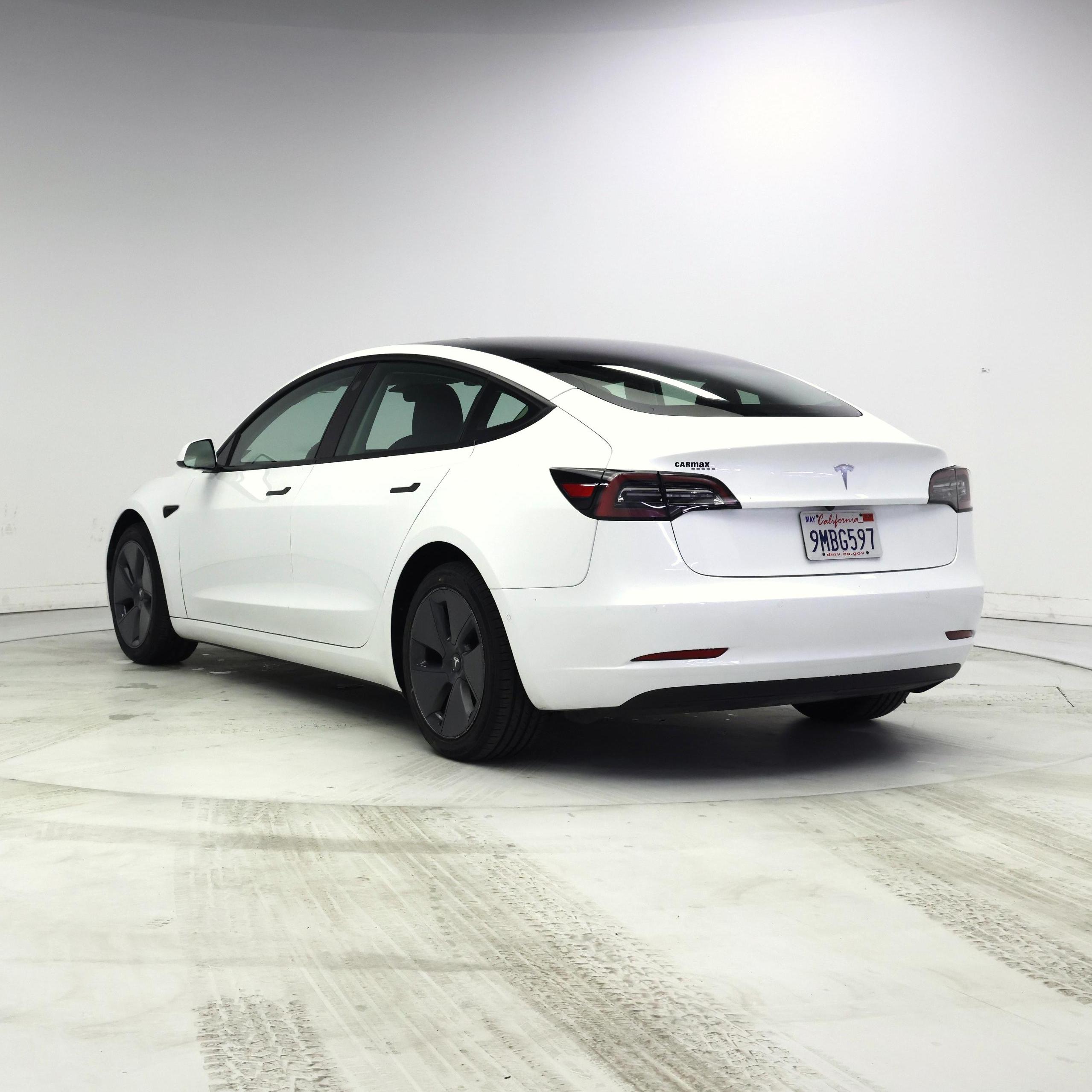 Thumbnail: 2022 Tesla Model 3 - 2