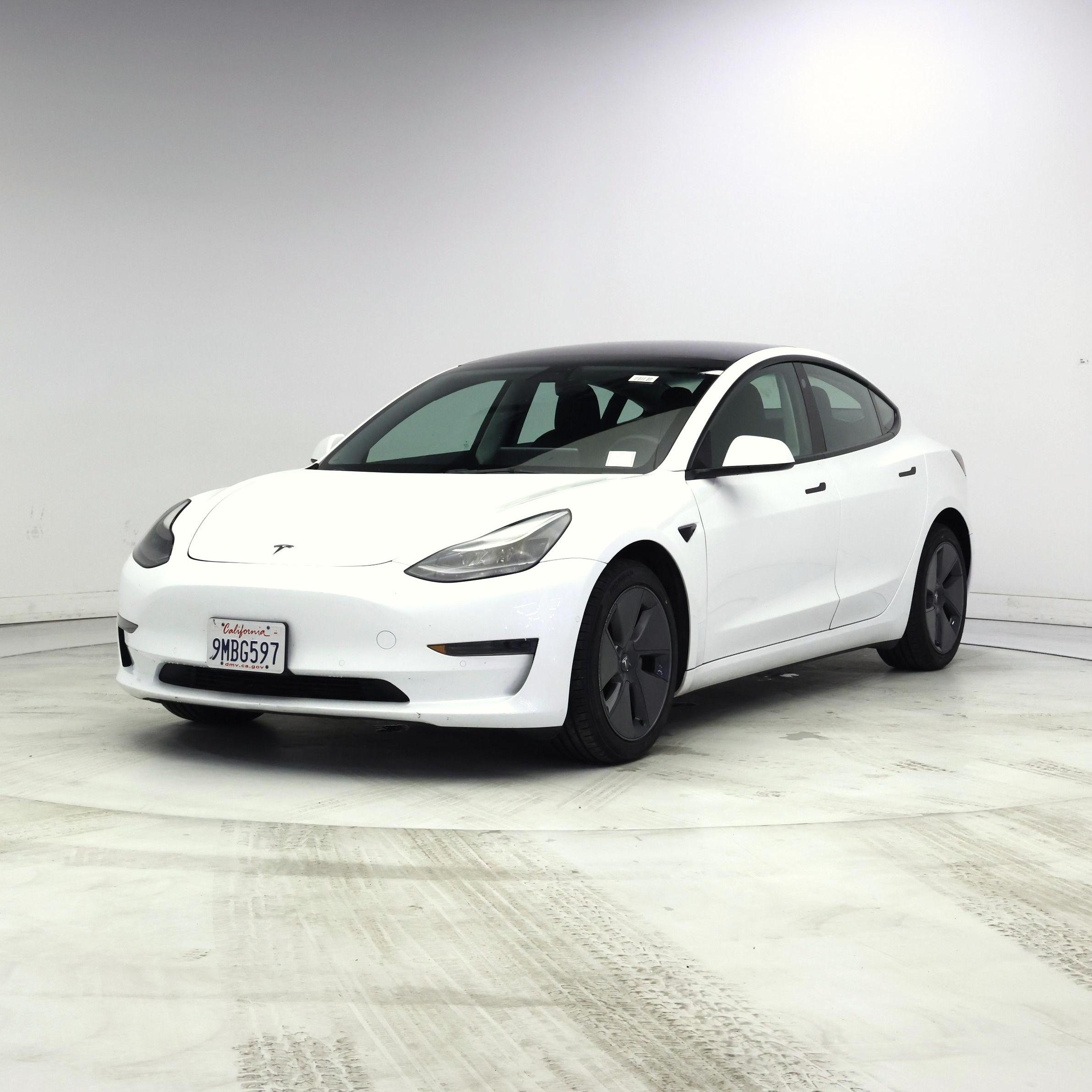 Thumbnail: 2022 Tesla Model 3 - 4