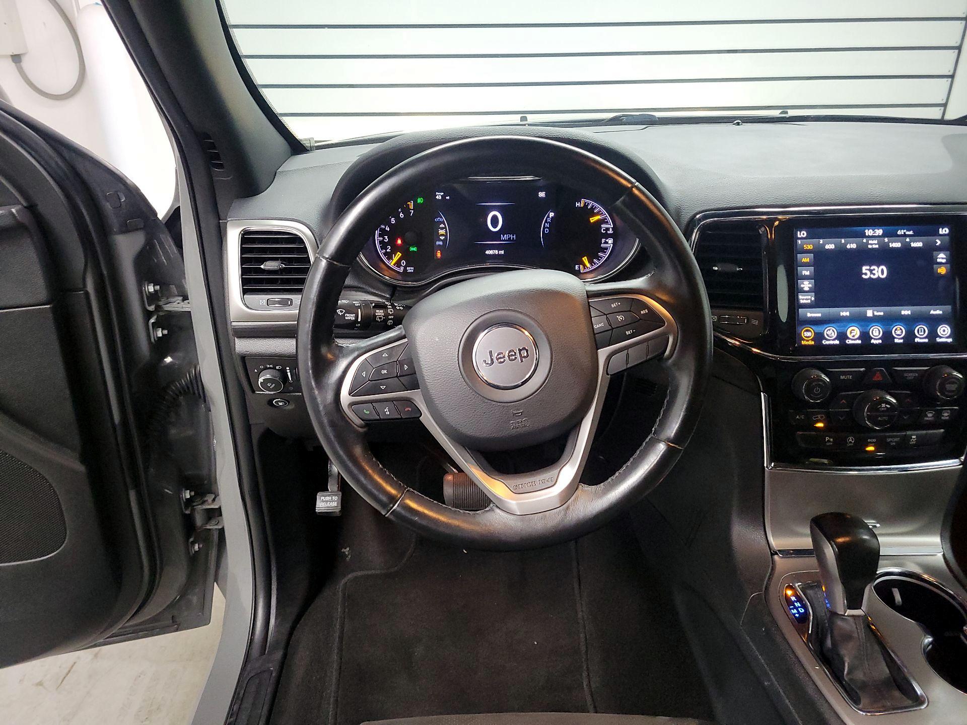 Thumbnail: 2022 Jeep Grand Cherokee - 10