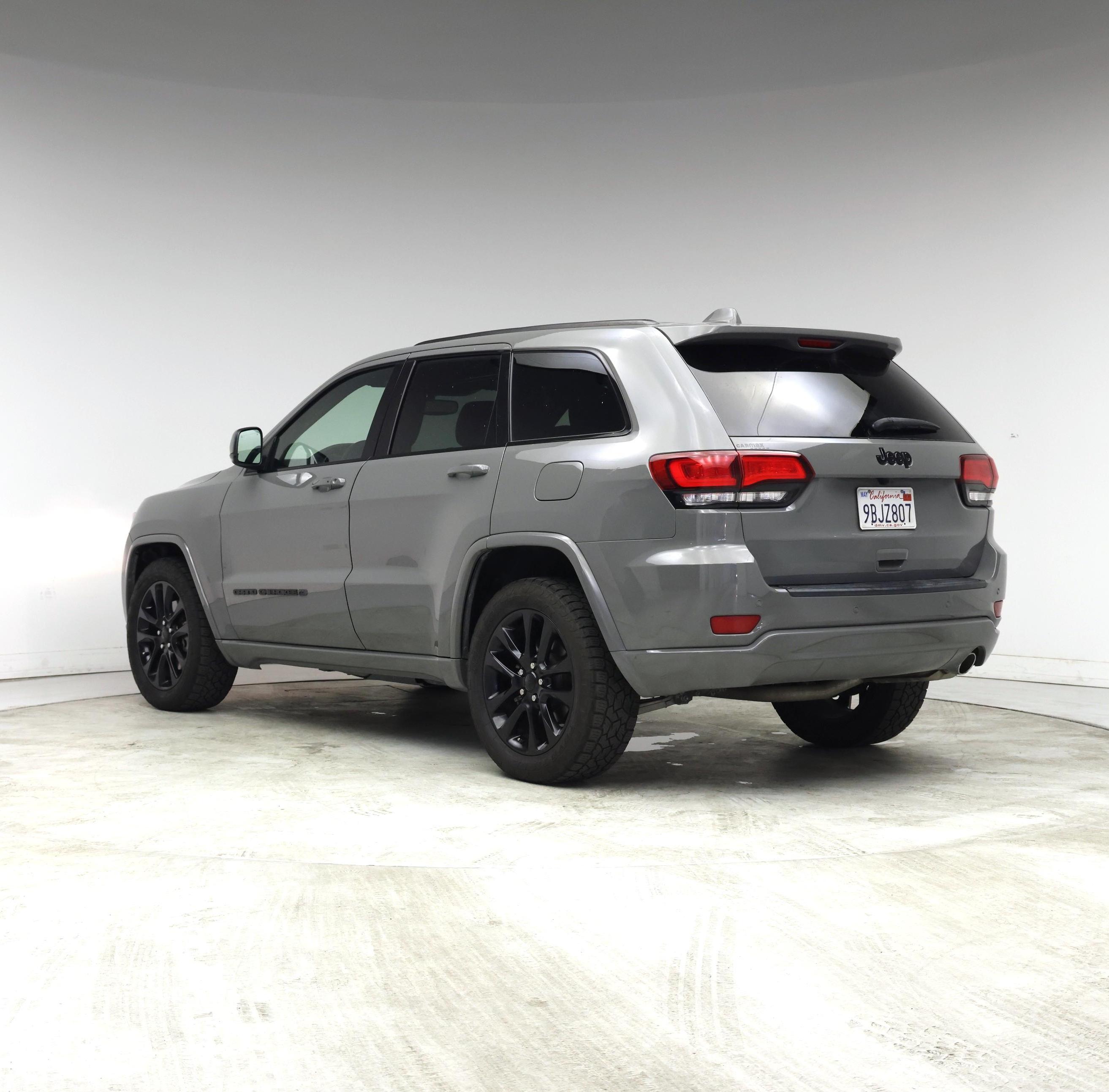 Thumbnail: 2022 Jeep Grand Cherokee - 2