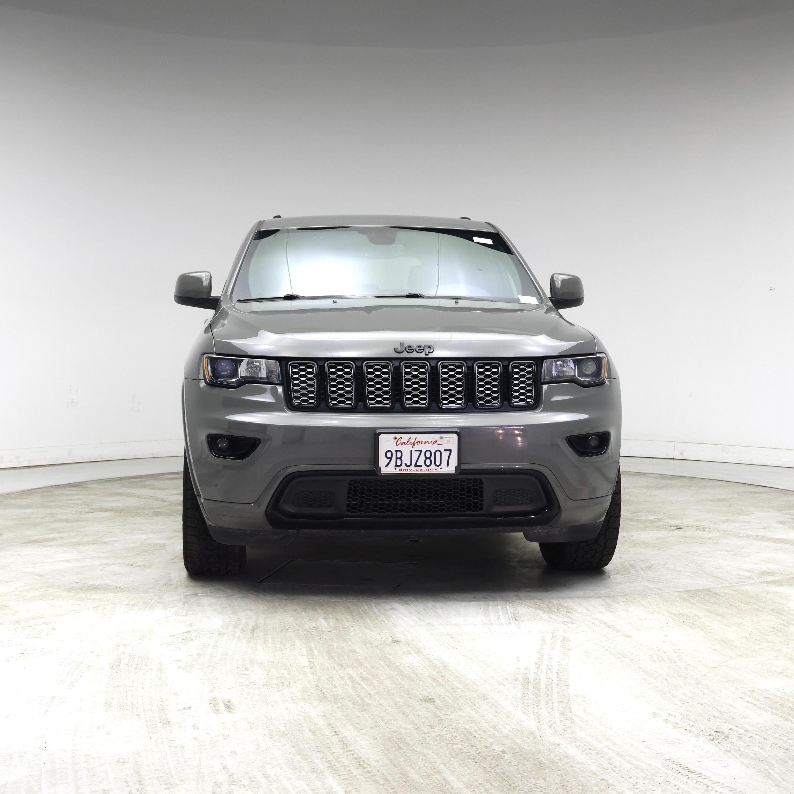 Thumbnail: 2022 Jeep Grand Cherokee - 5
