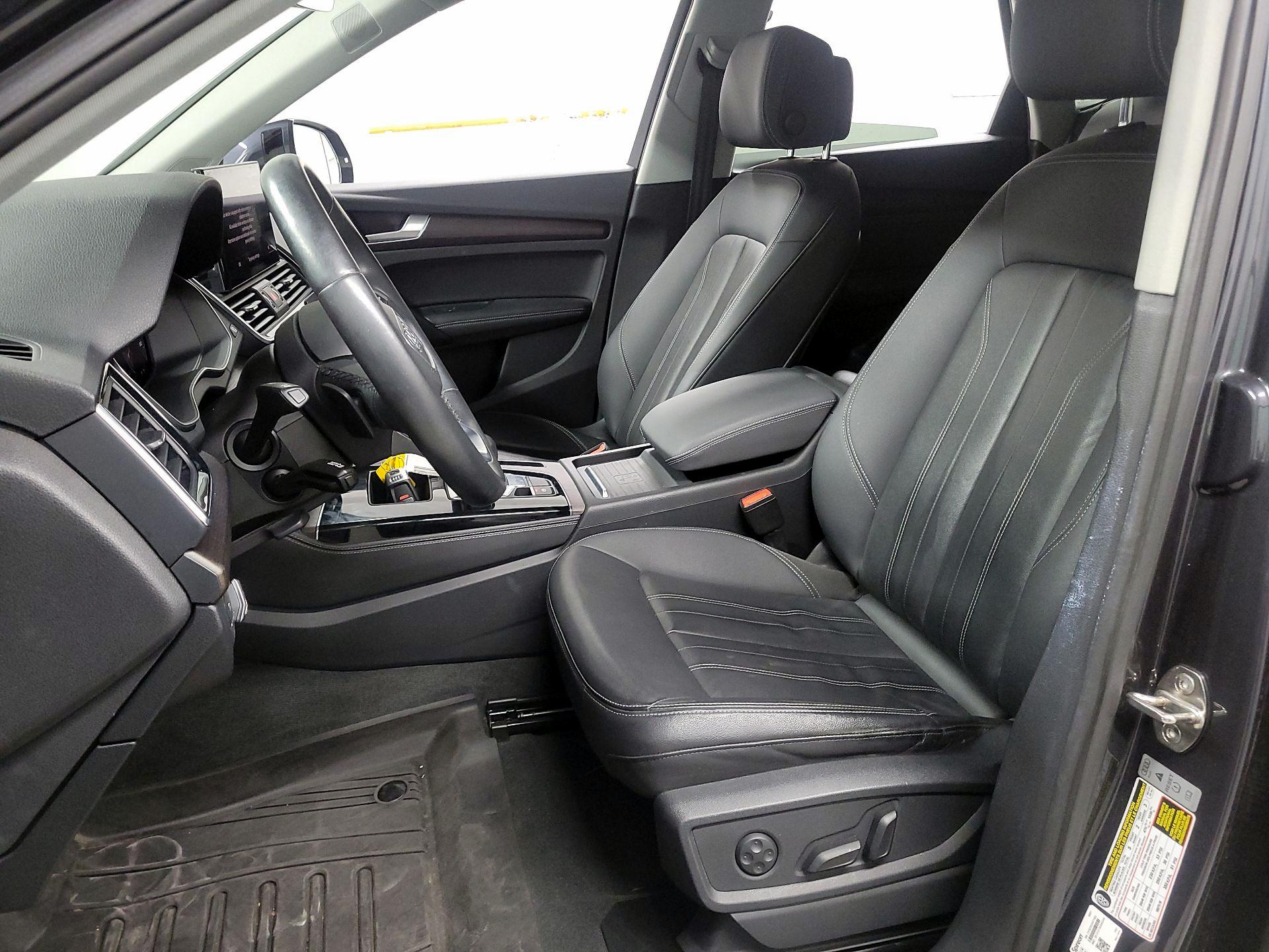 Thumbnail: 2021 Audi Q5 - 11