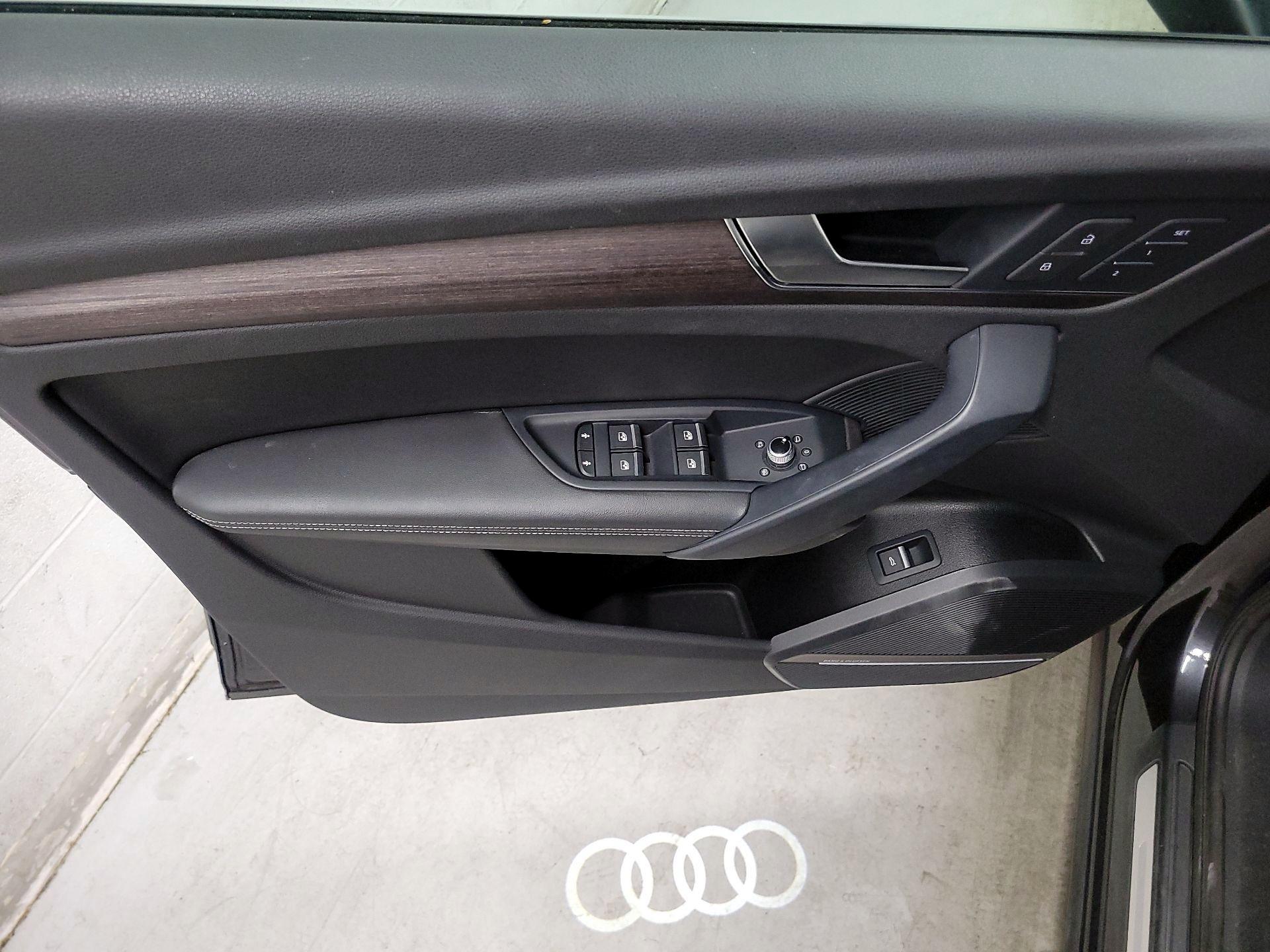 Thumbnail: 2021 Audi Q5 - 12