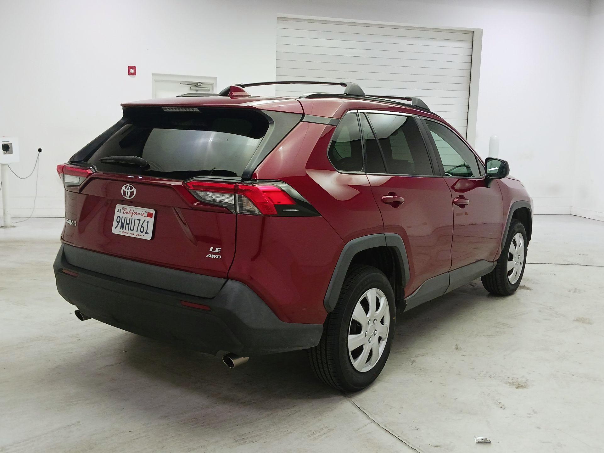 Thumbnail: 2020 Toyota RAV4 - 5