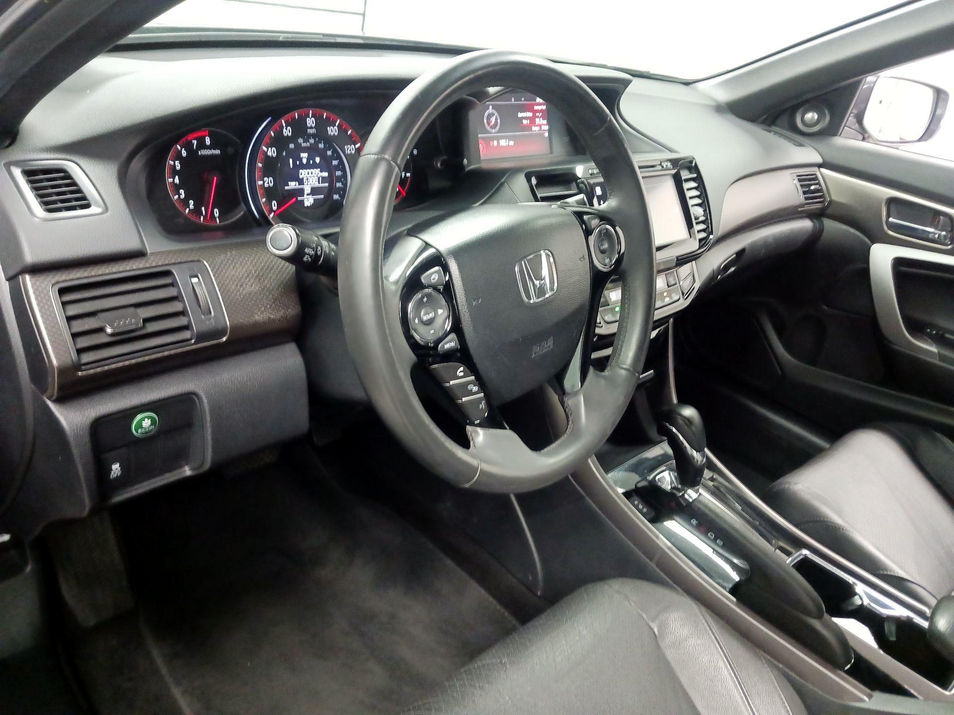 Thumbnail: 2016 Honda Accord - 9