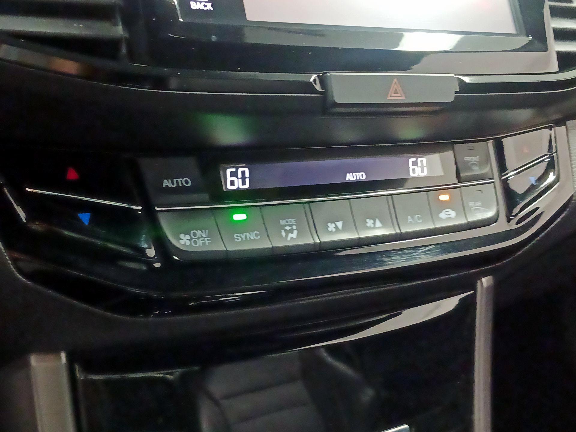 Thumbnail: 2016 Honda Accord - 16