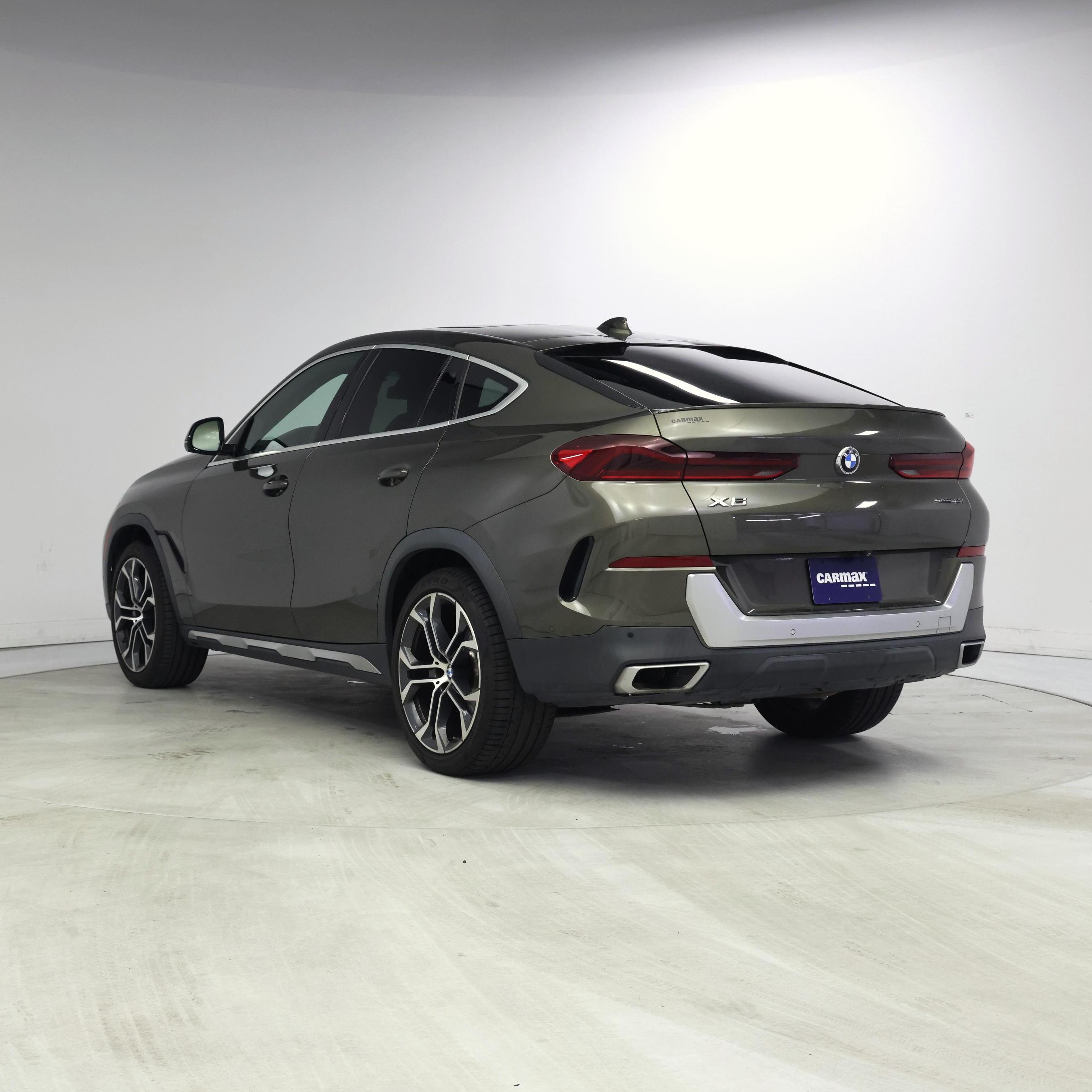 Thumbnail: 2021 BMW X6 - 2
