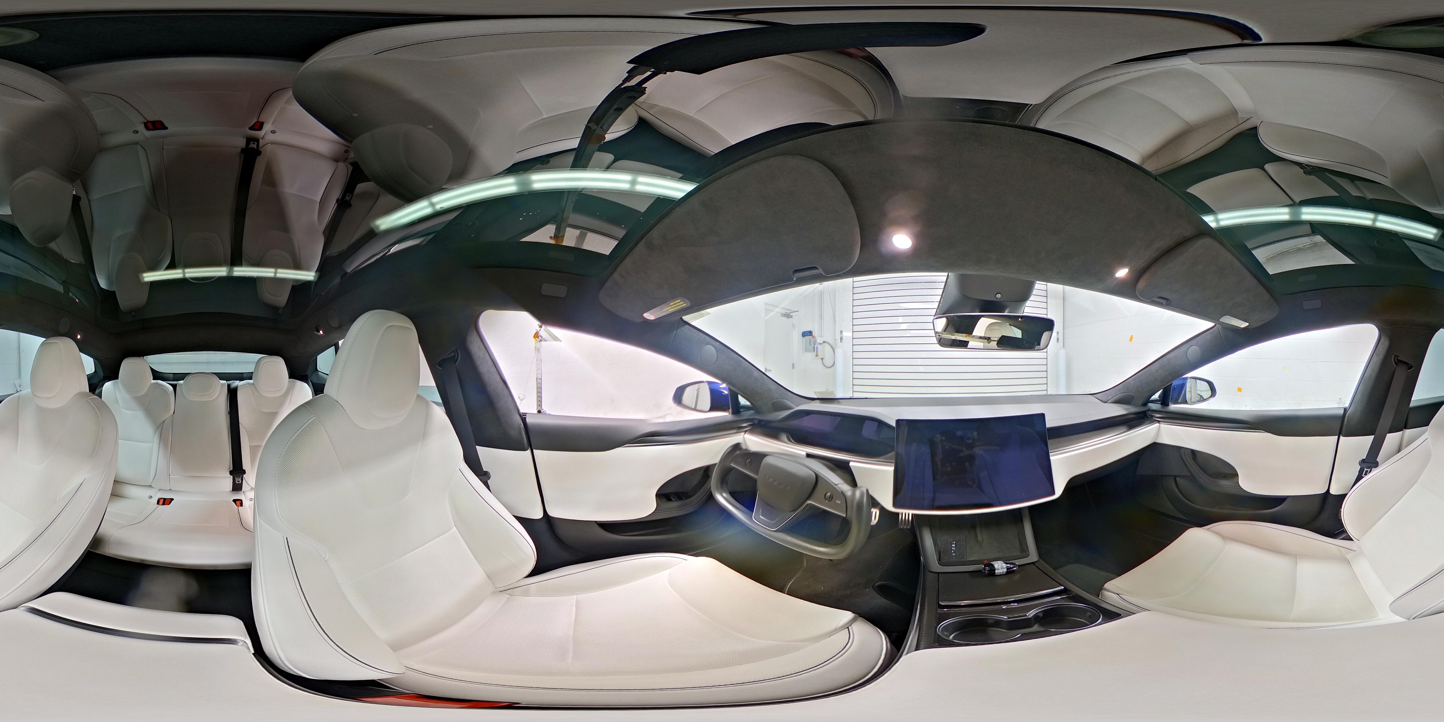 2022 Tesla Model S Plaid - Photo 22