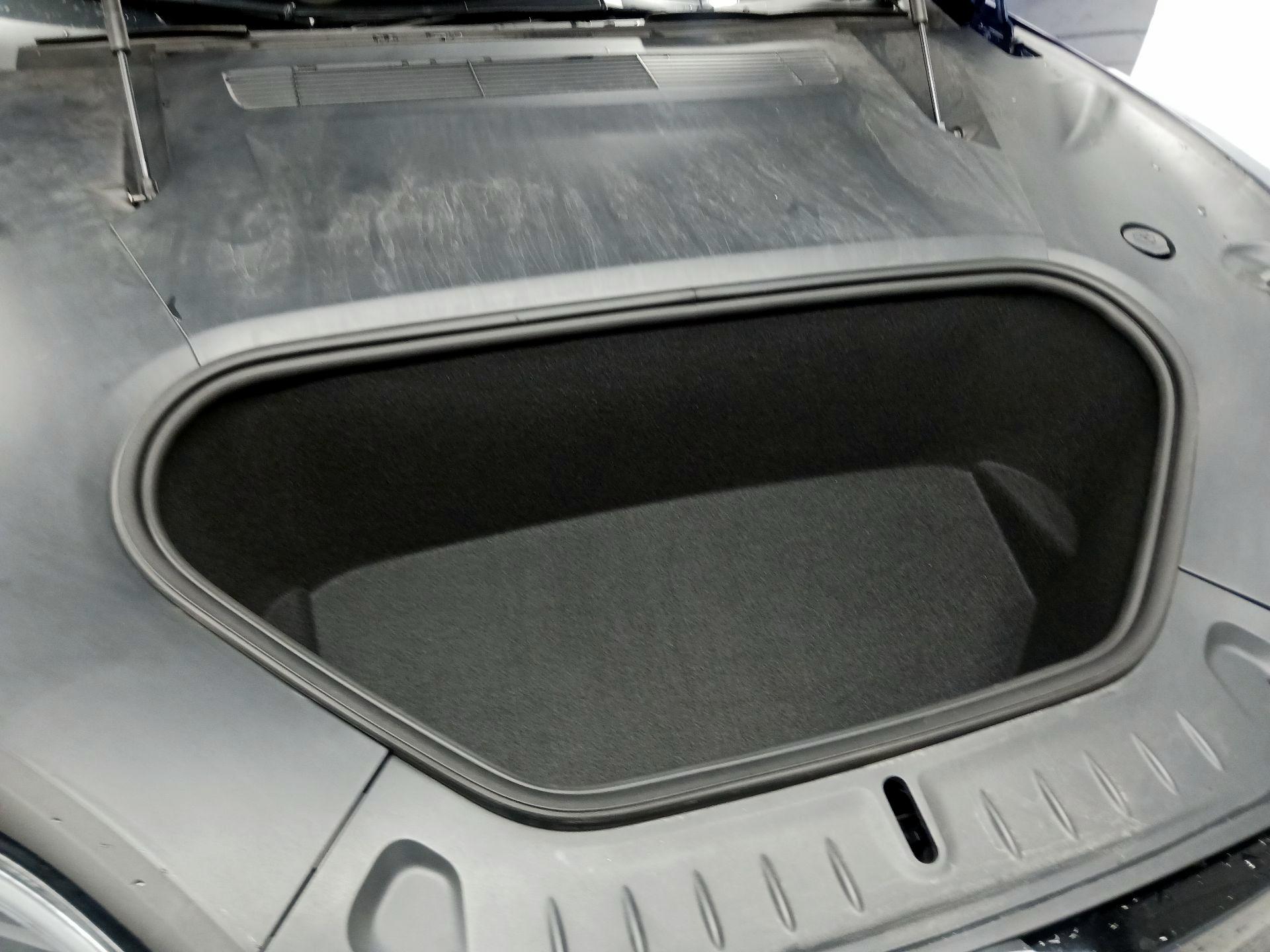 Thumbnail: 2022 Tesla Model S - 19