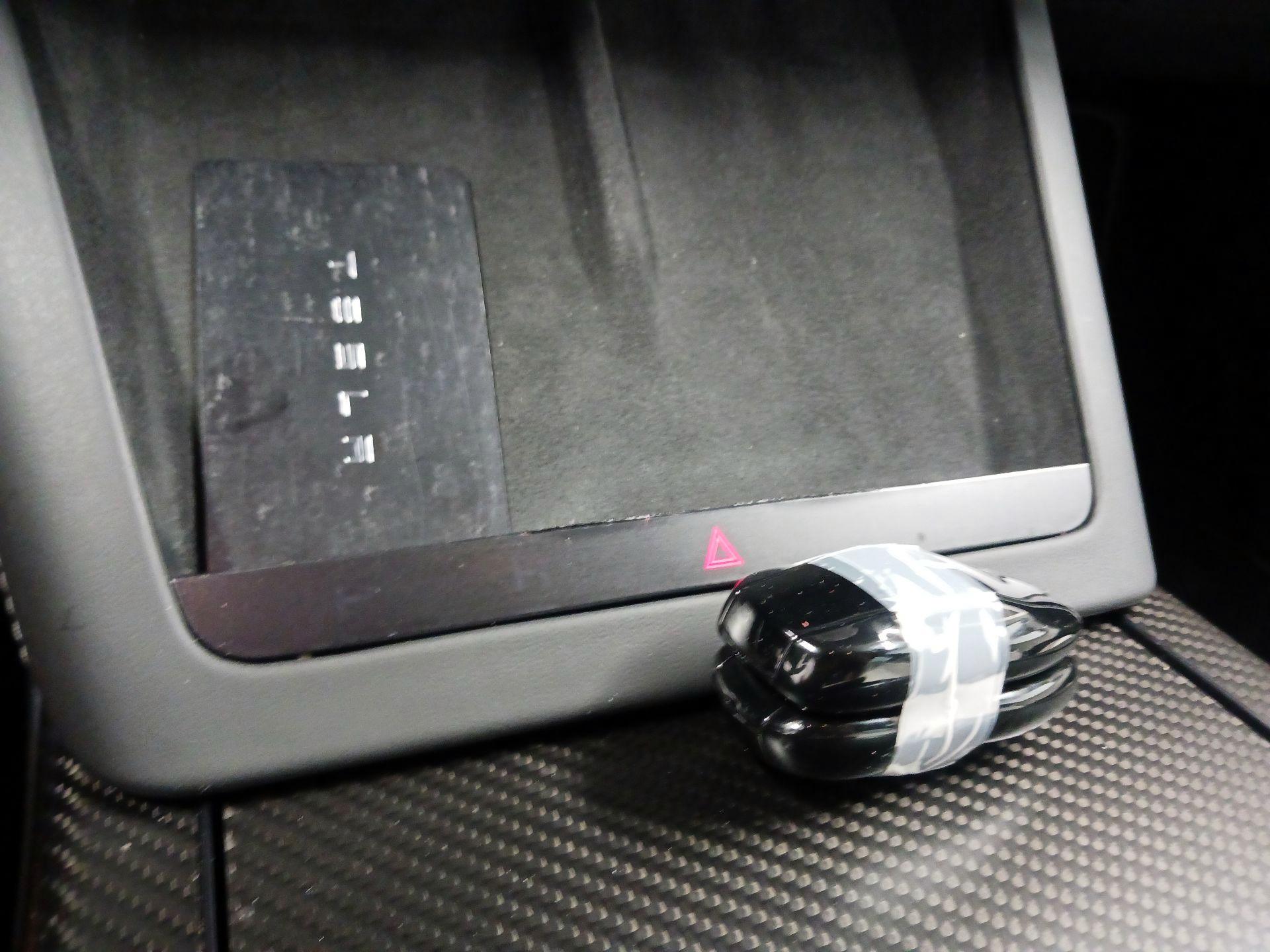 Thumbnail: 2022 Tesla Model S - 20