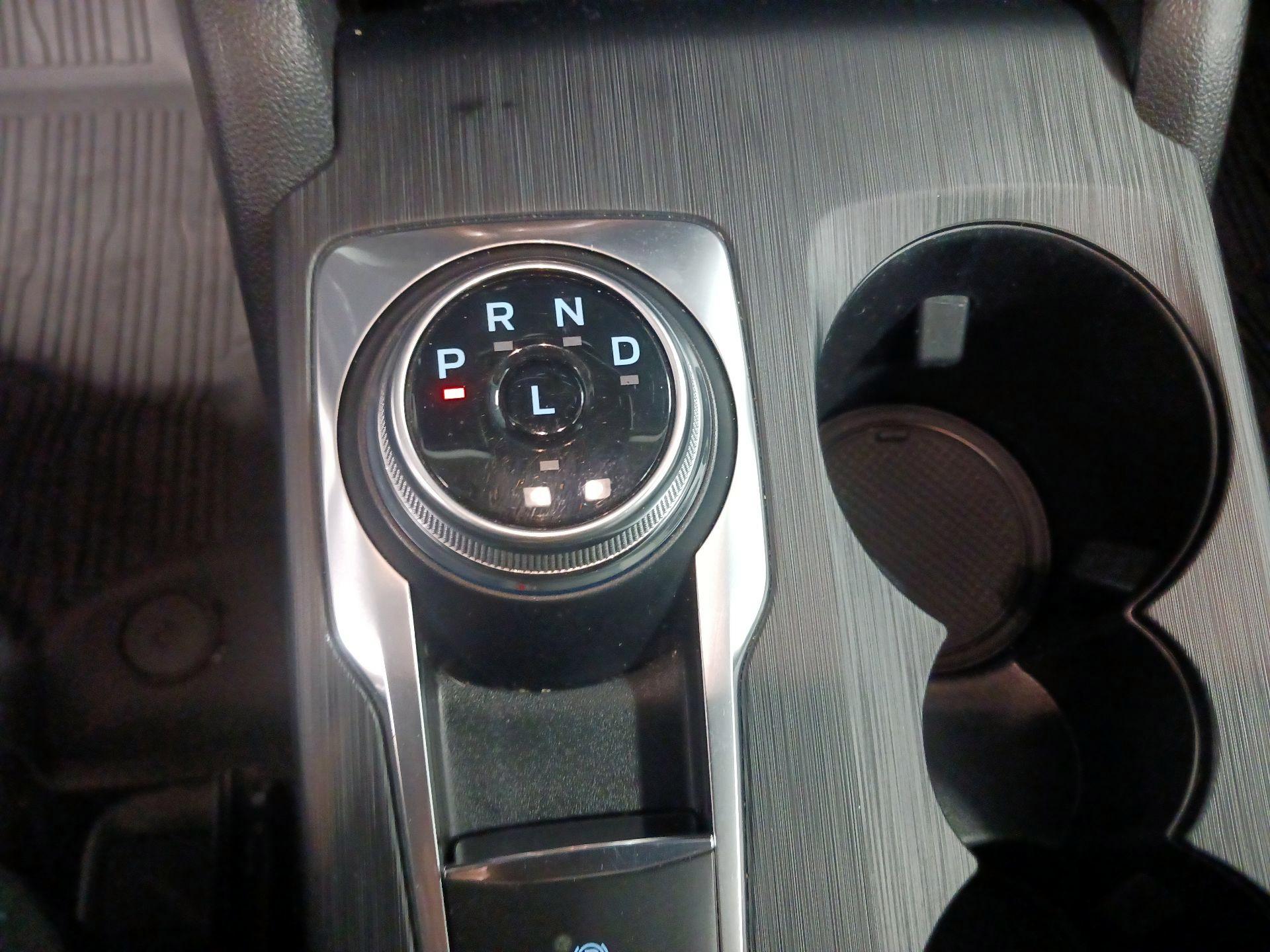 Thumbnail: 2022 Ford Escape - 15