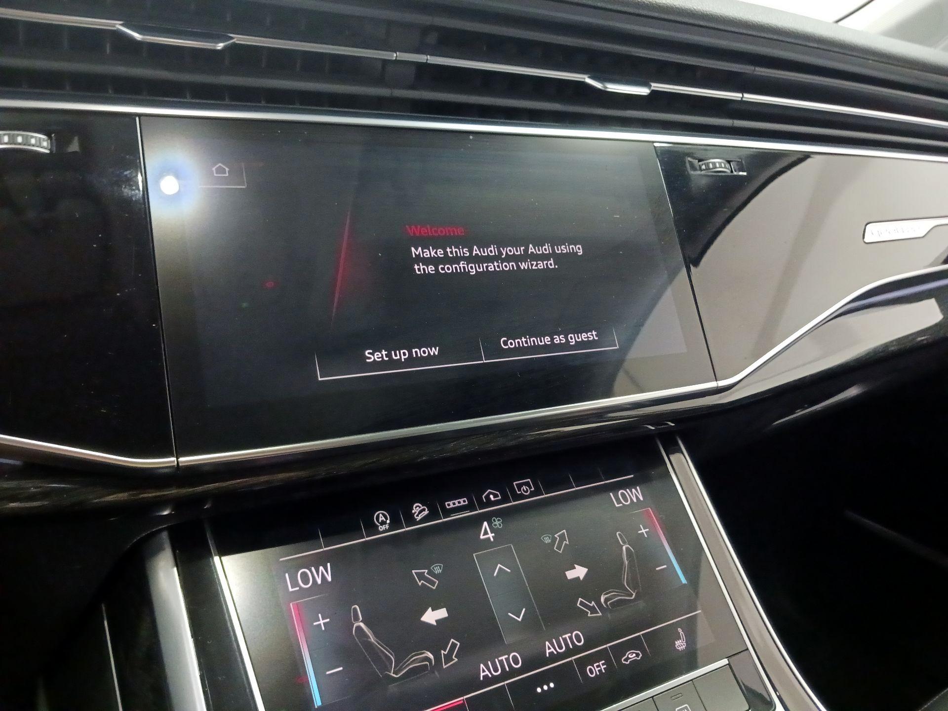 Thumbnail: 2022 Audi Q7 - 14