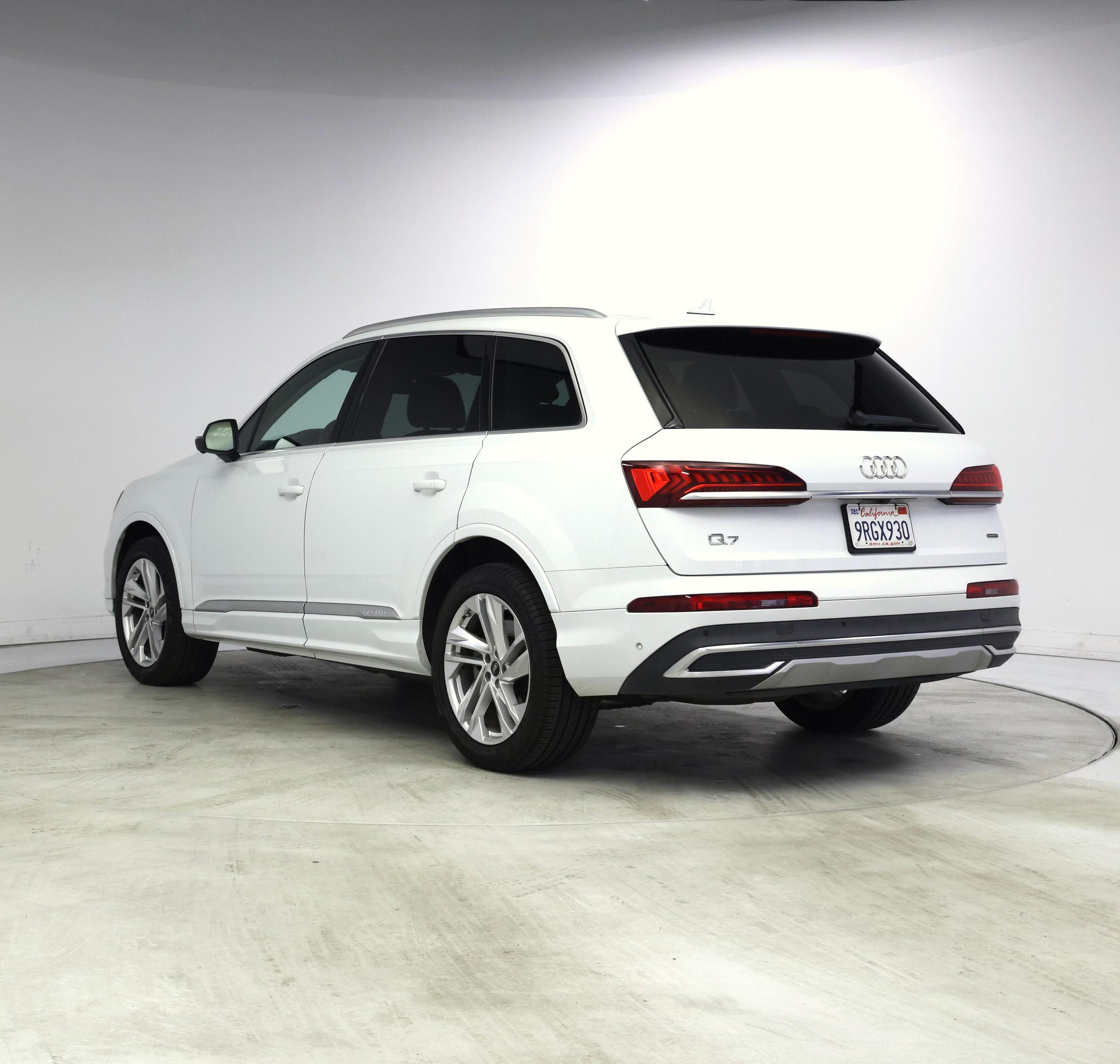 Thumbnail: 2022 Audi Q7 - 2