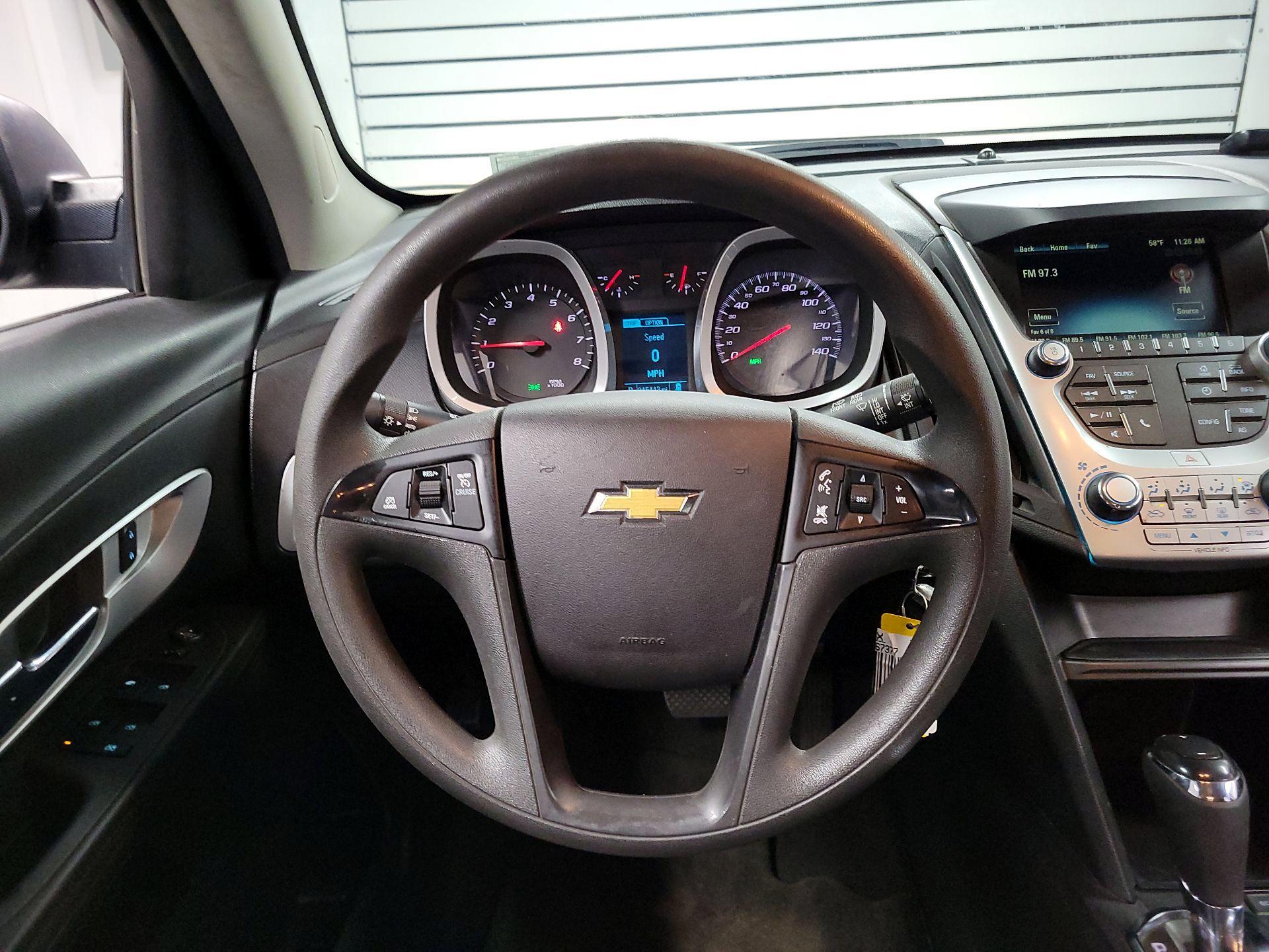 Thumbnail: 2017 Chevrolet Equinox - 10