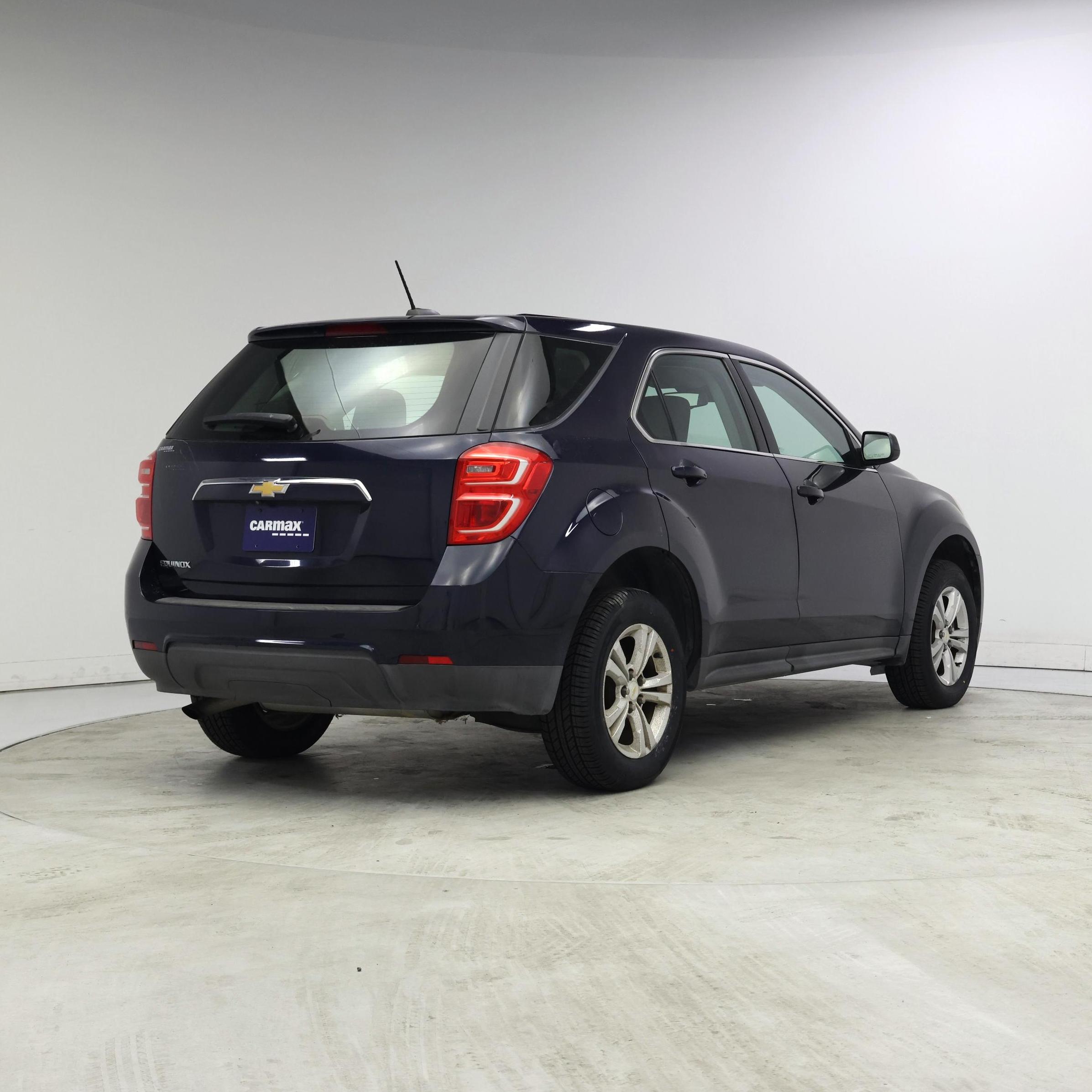 Thumbnail: 2017 Chevrolet Equinox - 8