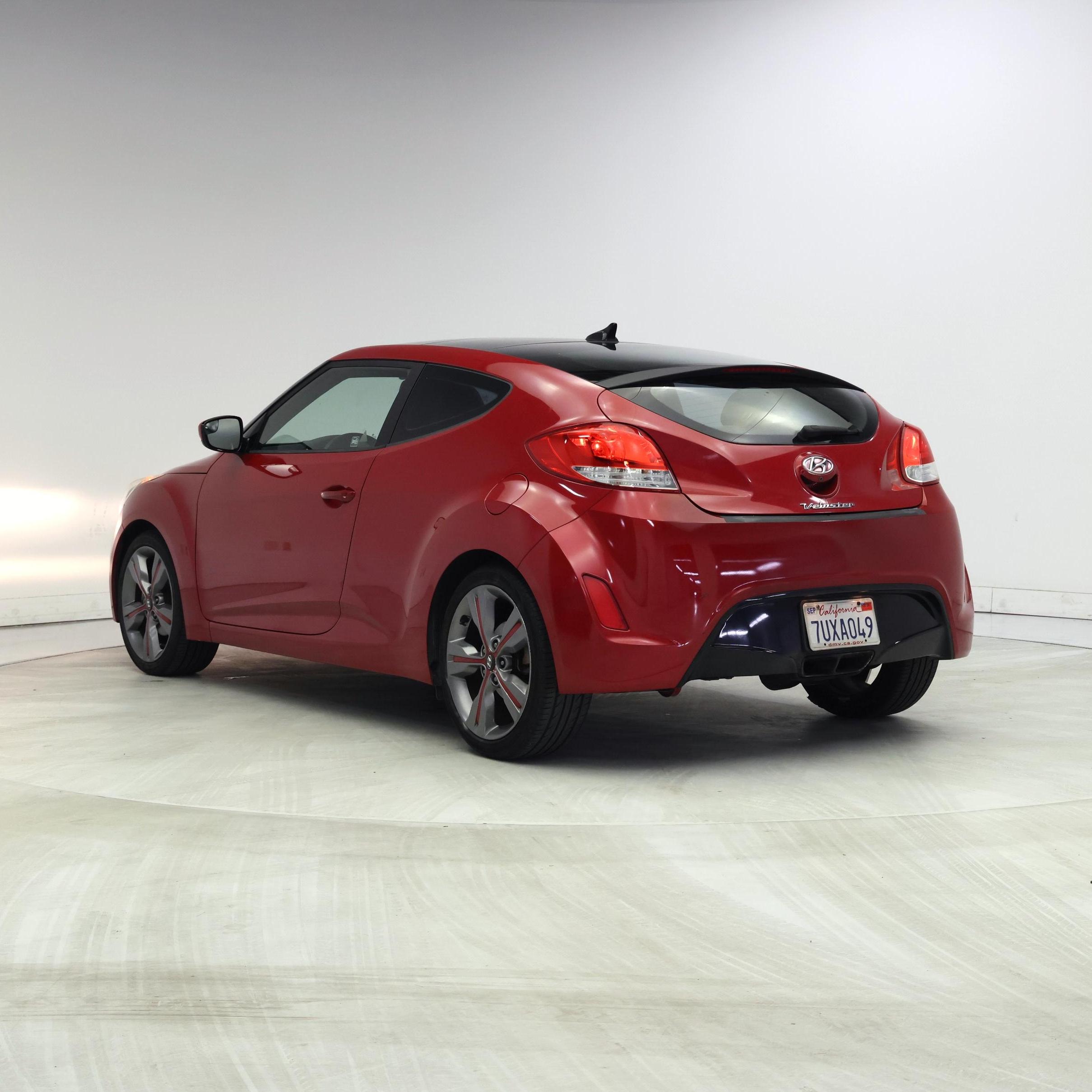 Thumbnail: 2016 Hyundai Veloster - 2