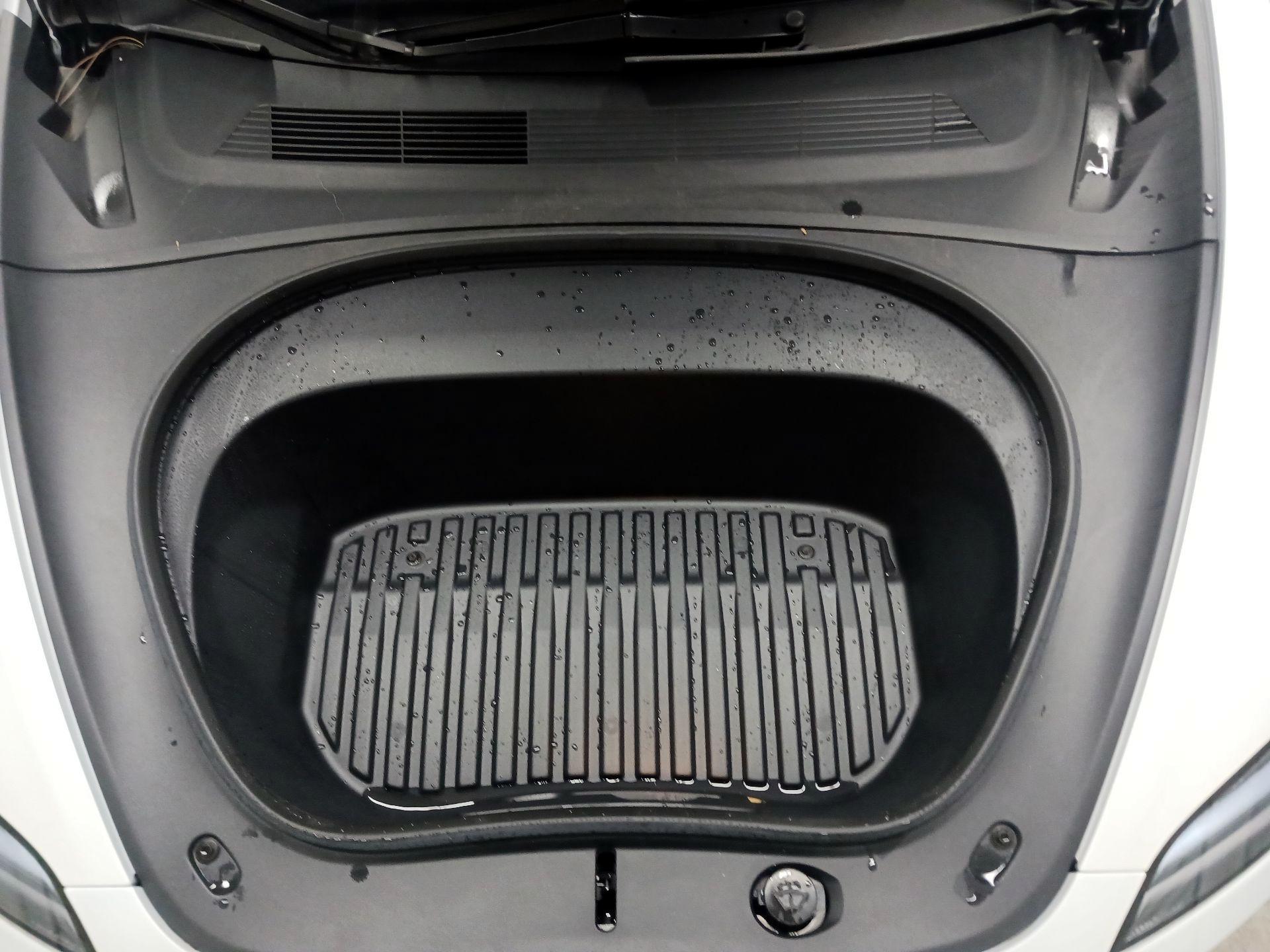 Thumbnail: 2024 Tesla Model 3 - 17
