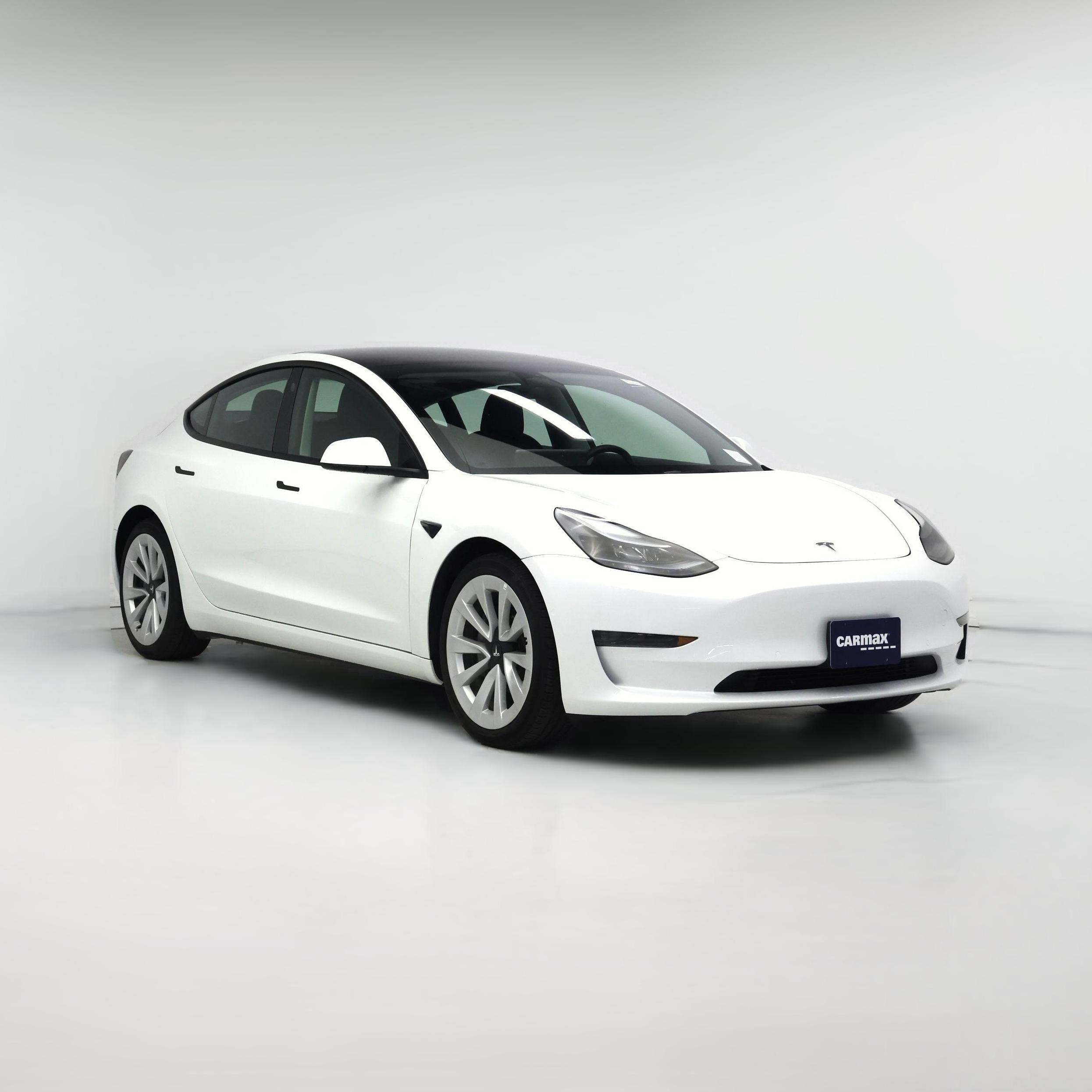 Thumbnail: 2022 Tesla Model 3 - 1