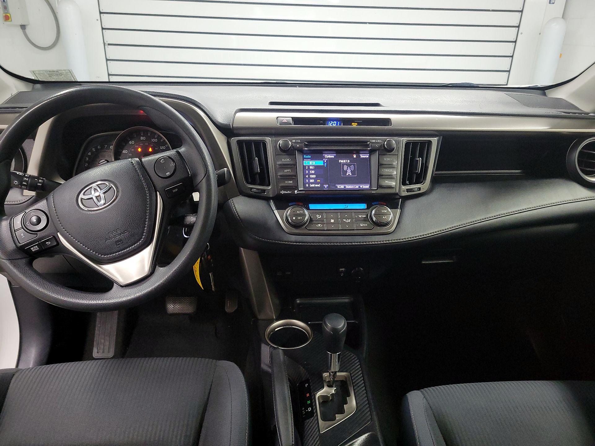 Thumbnail: 2014 Toyota RAV4 - 9