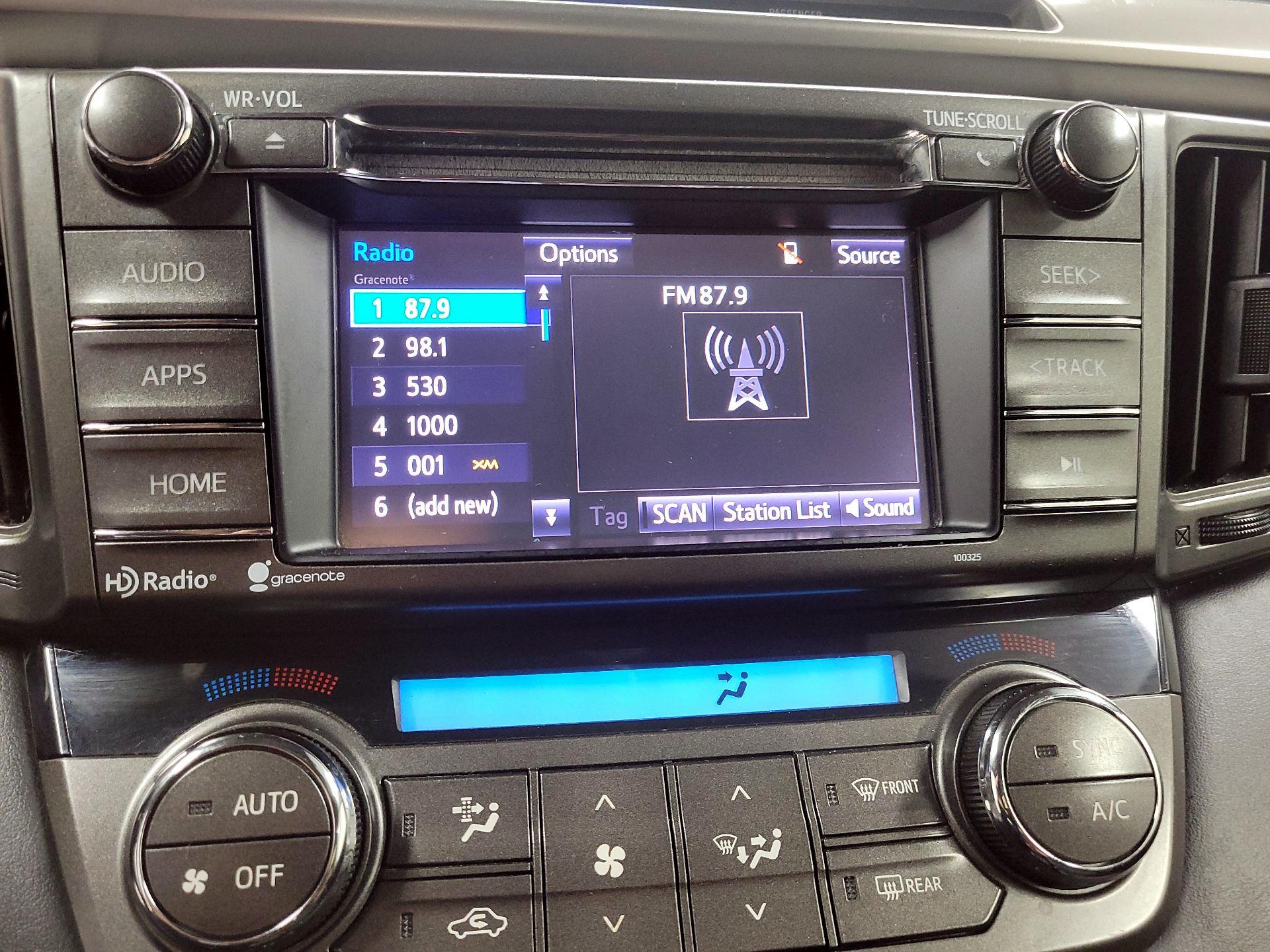 Thumbnail: 2014 Toyota RAV4 - 14
