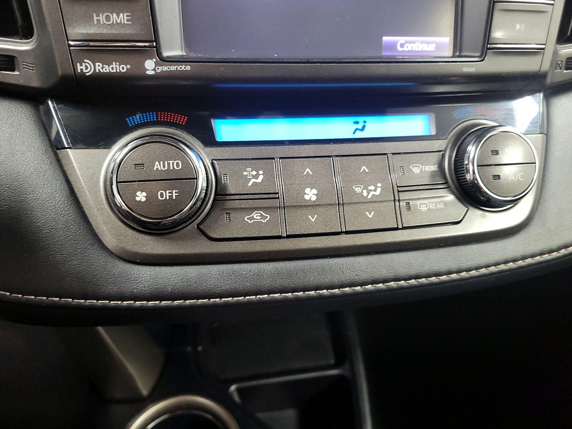 Thumbnail: 2014 Toyota RAV4 - 15