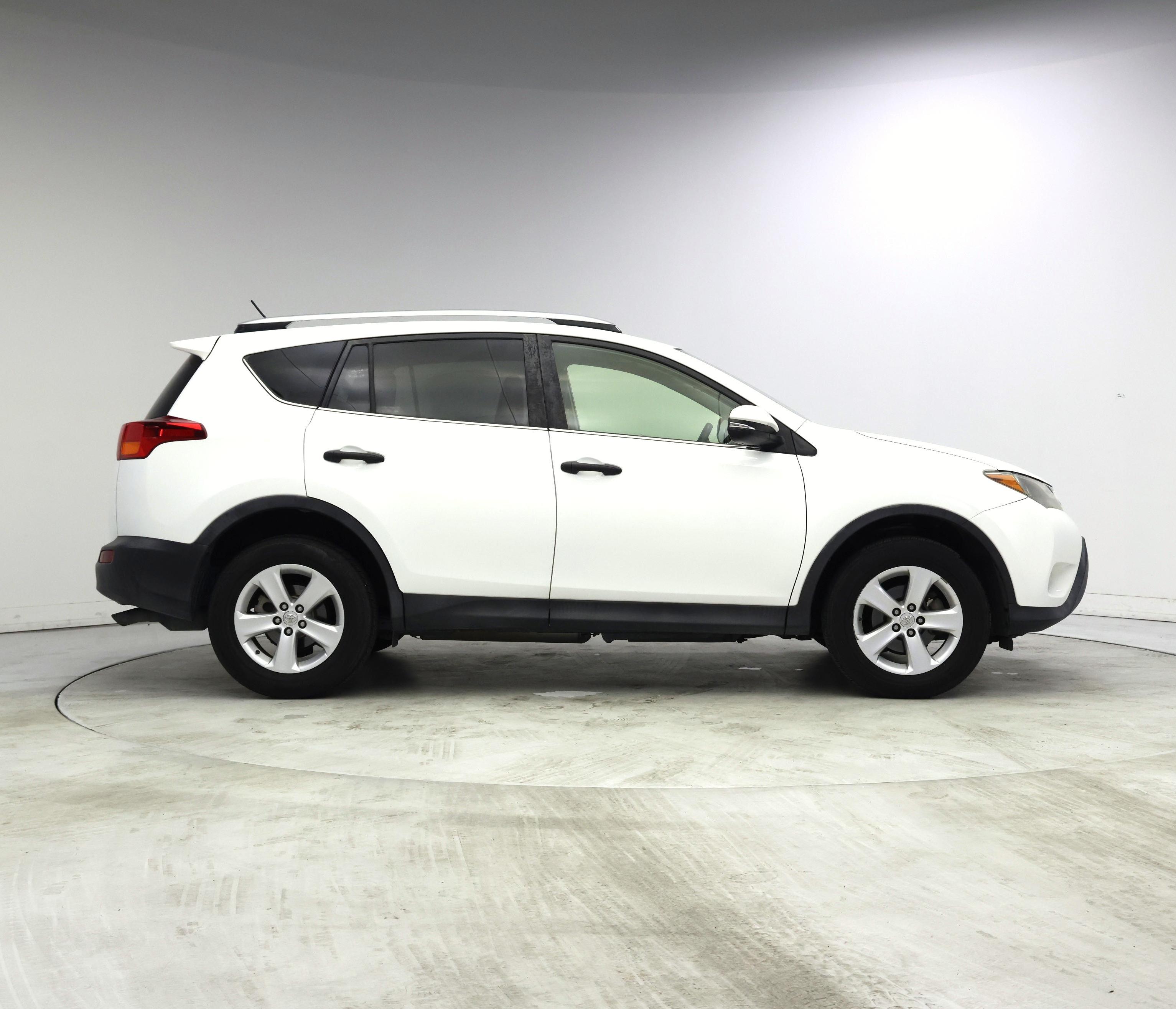 Thumbnail: 2014 Toyota RAV4 - 7