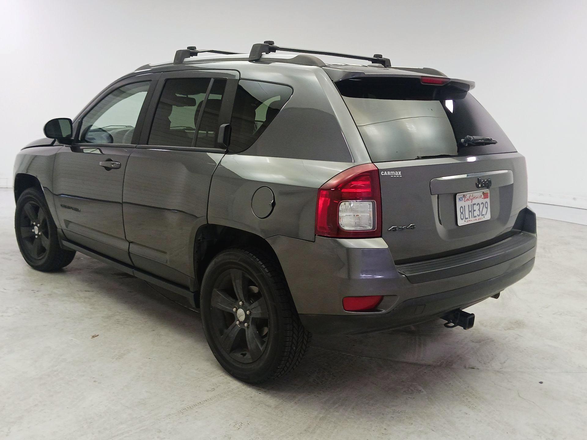 Thumbnail: 2016 Jeep Compass - 7