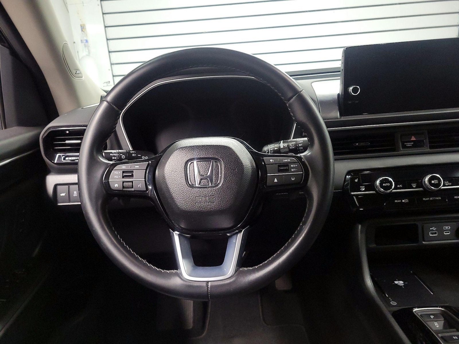 2024 Honda Pilot Touring - Photo 11