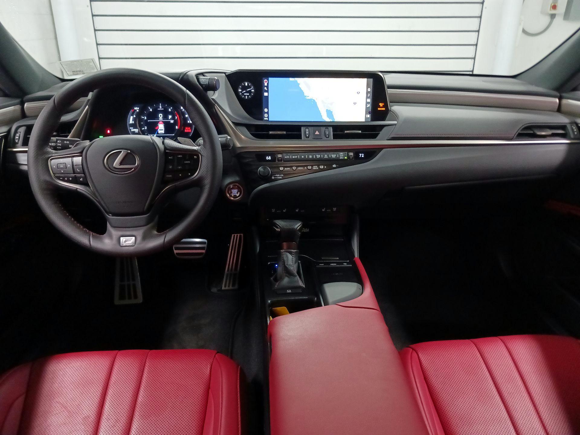 Thumbnail: 2020 Lexus ES - 9