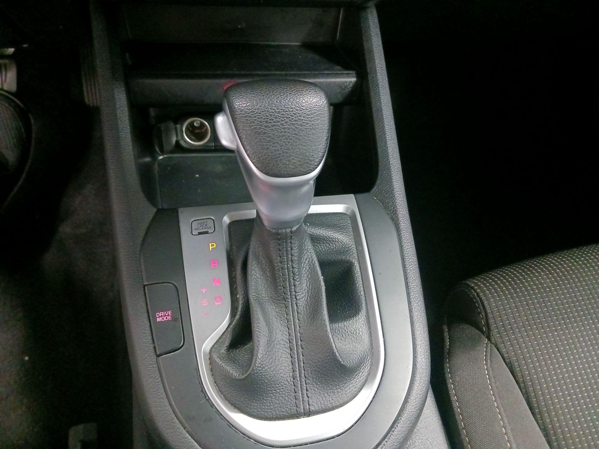 Thumbnail: 2021 Kia Forte - 14
