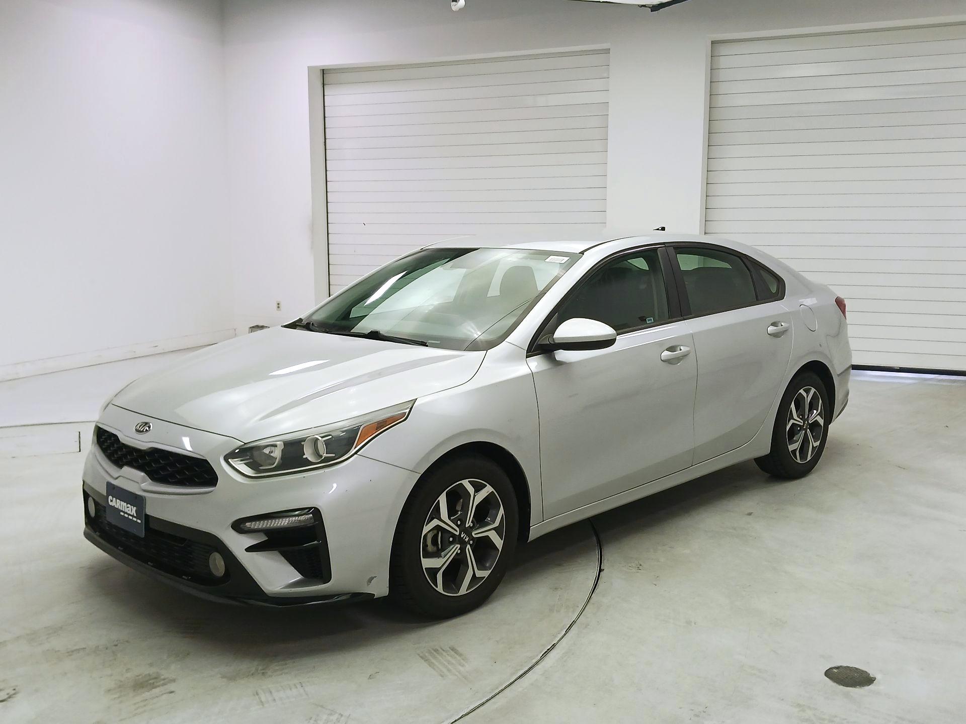 Thumbnail: 2021 Kia Forte - 3