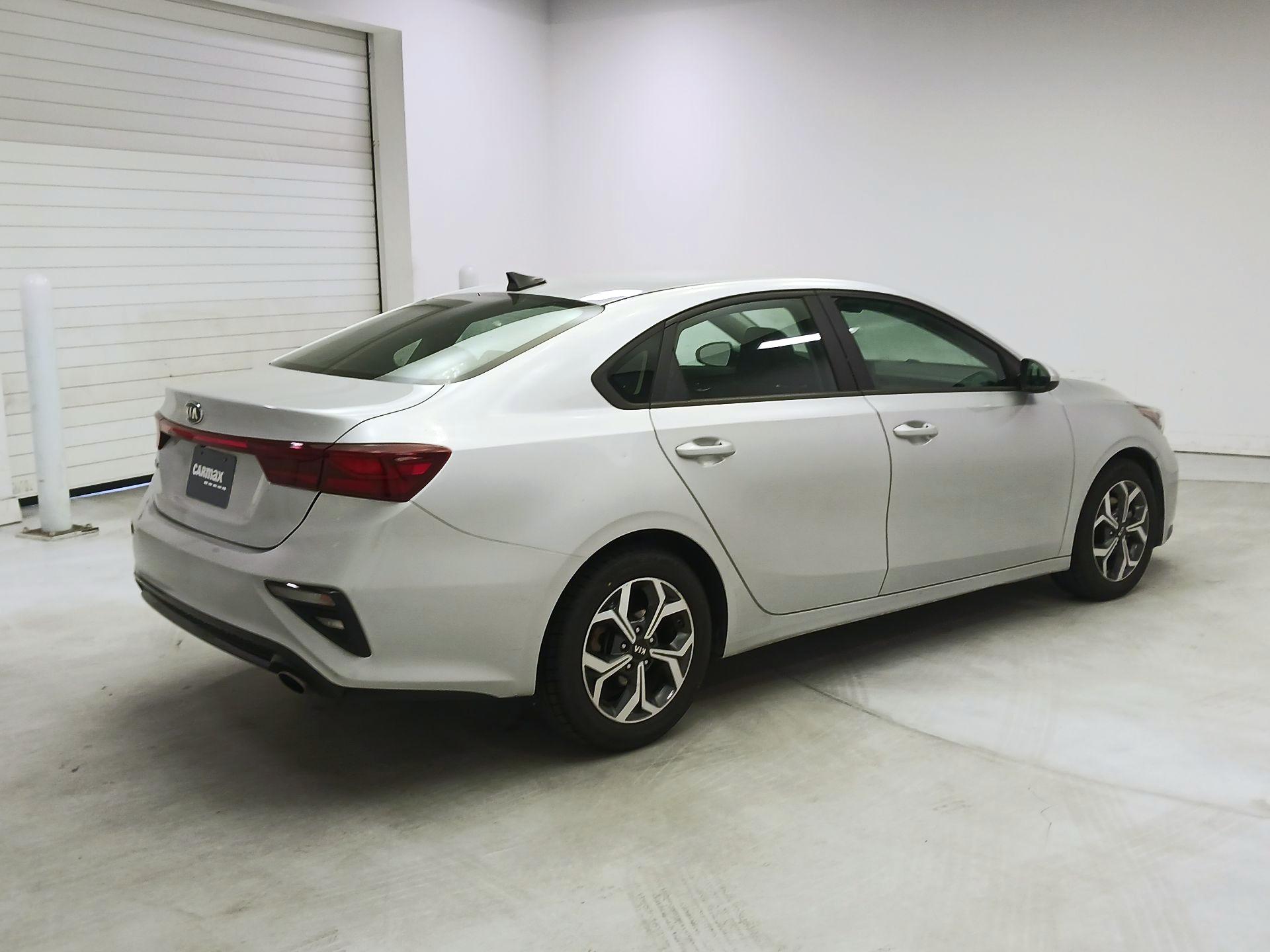 Thumbnail: 2021 Kia Forte - 5