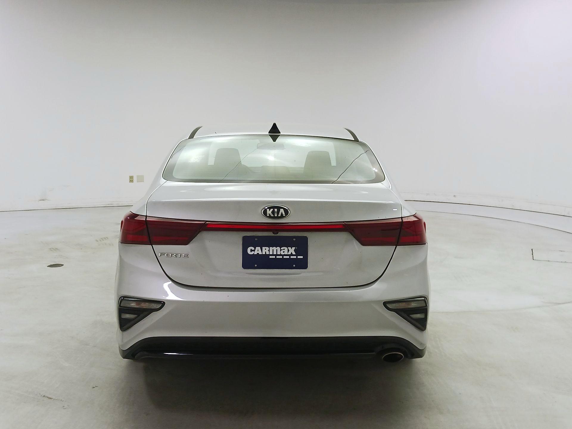 Thumbnail: 2021 Kia Forte - 6